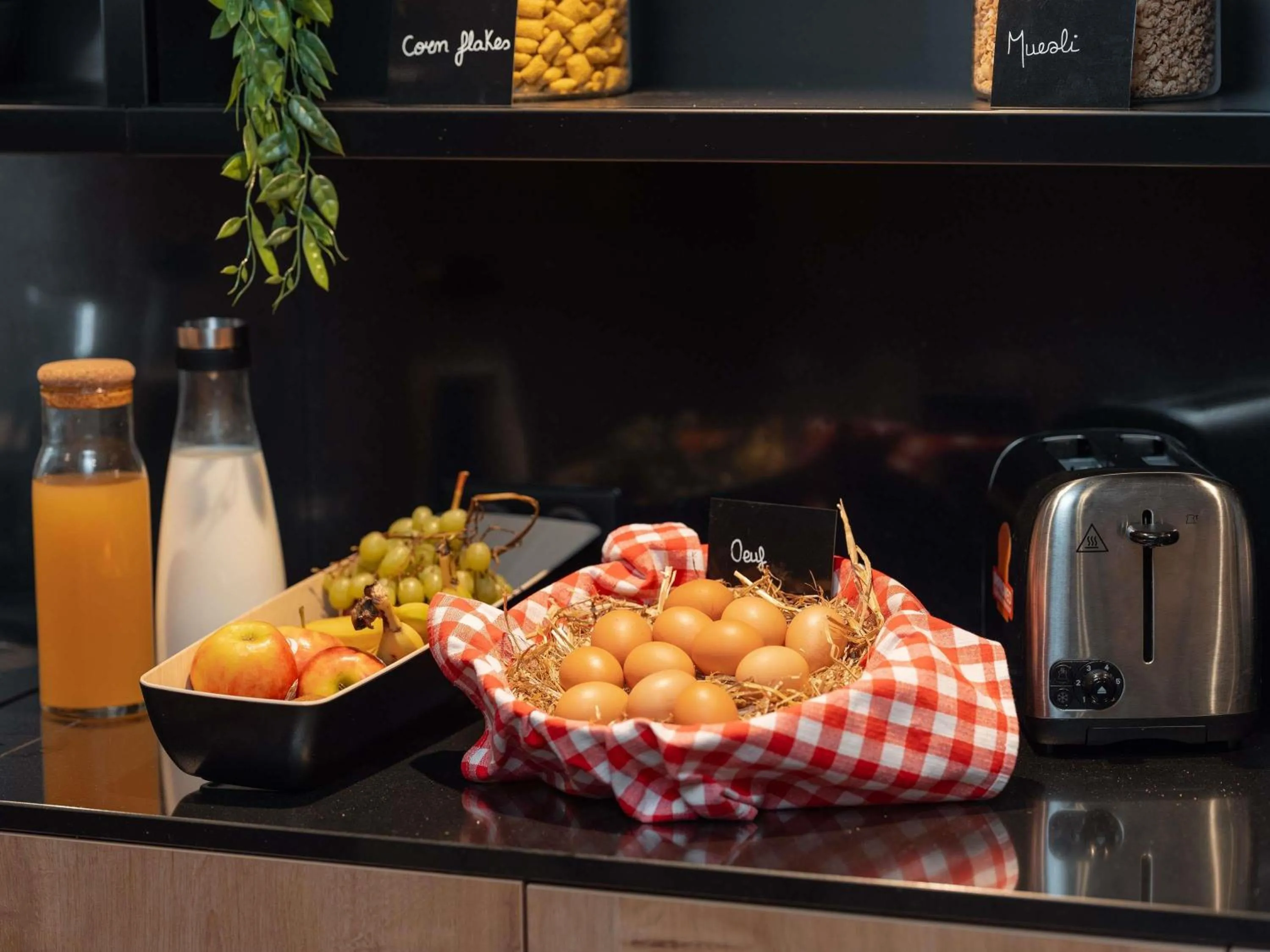 Breakfast in Novotel Paris Val de Fontenay