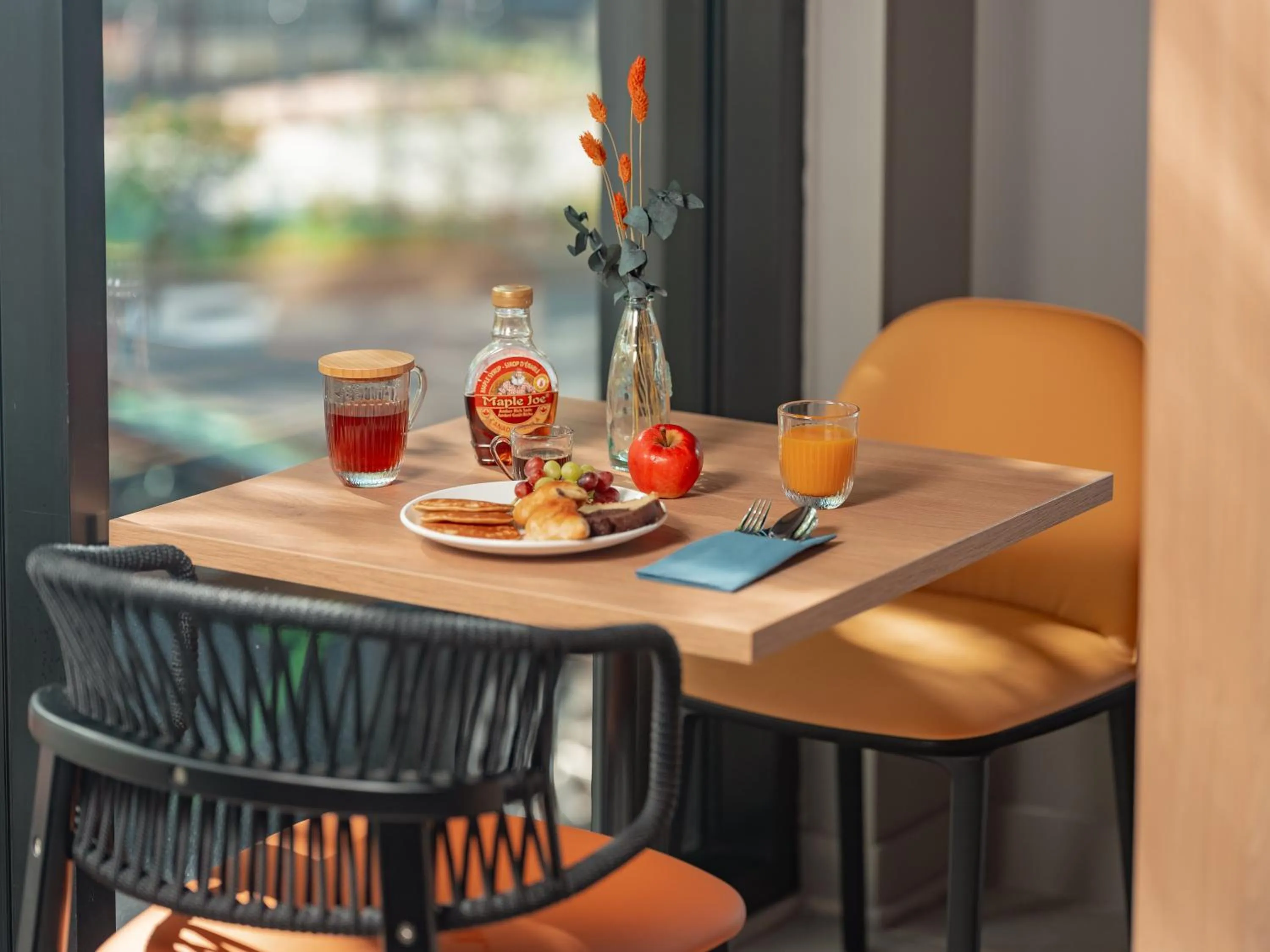 Breakfast in Novotel Paris Val de Fontenay