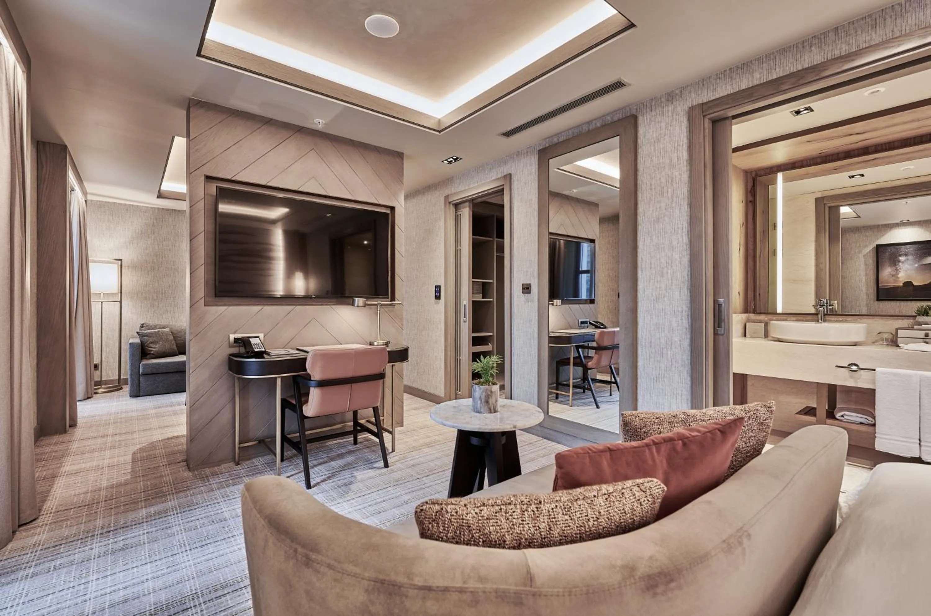 TV and multimedia in Swissotel Uludag Bursa