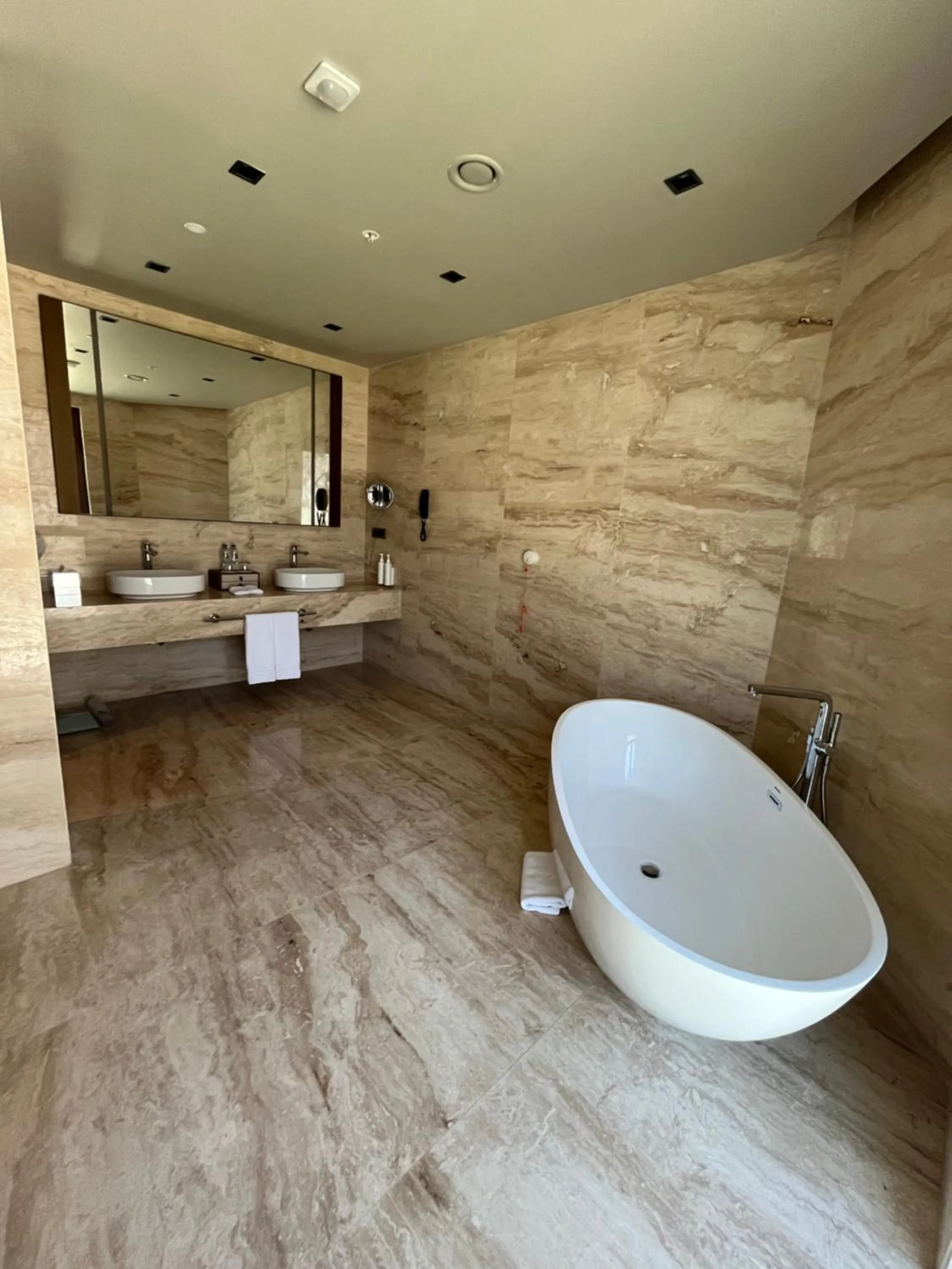 Bathroom in Swissotel Uludag Bursa