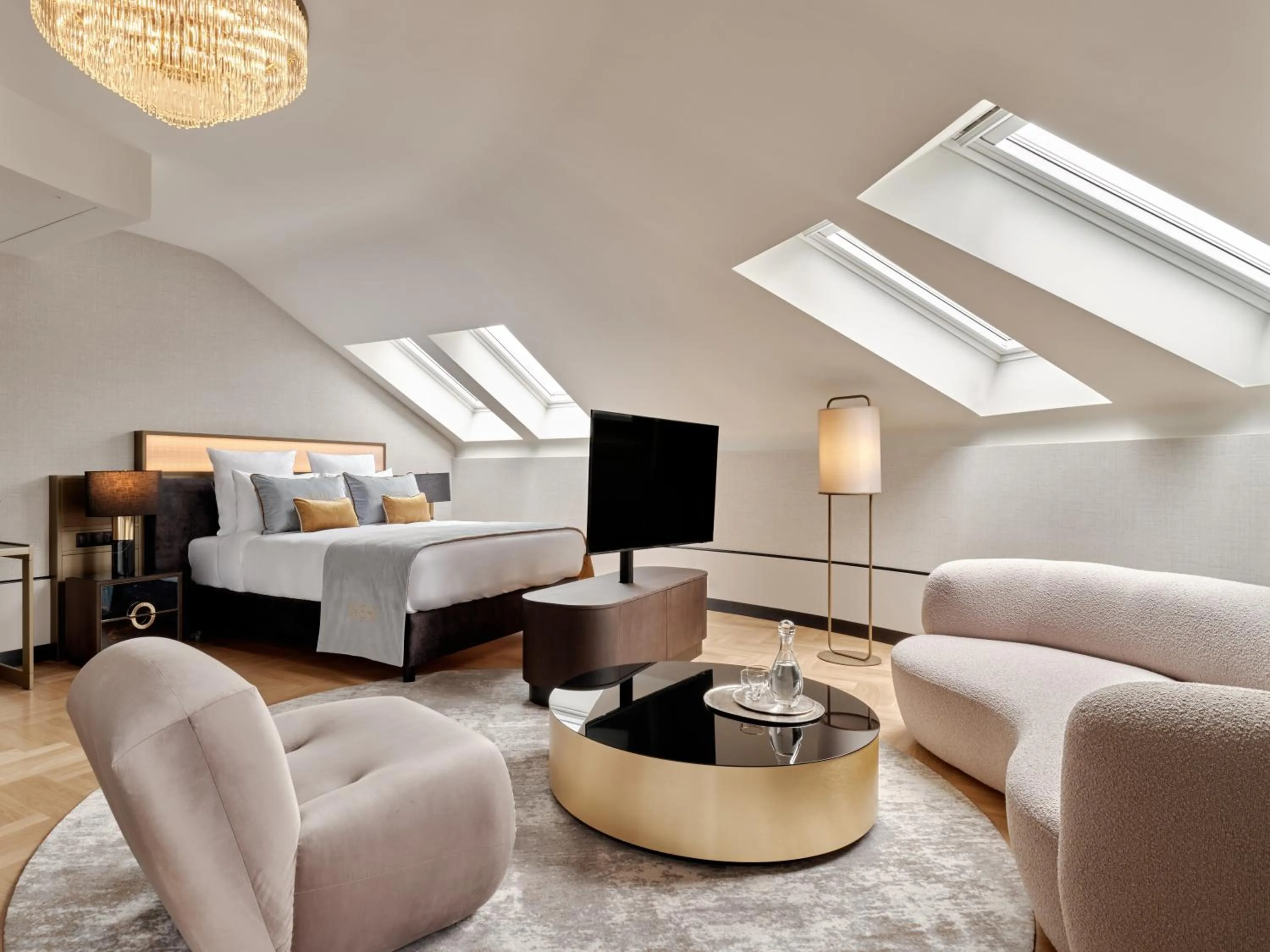 Bed in The Crown Krakow Center - Handwritten Collection ACCOR