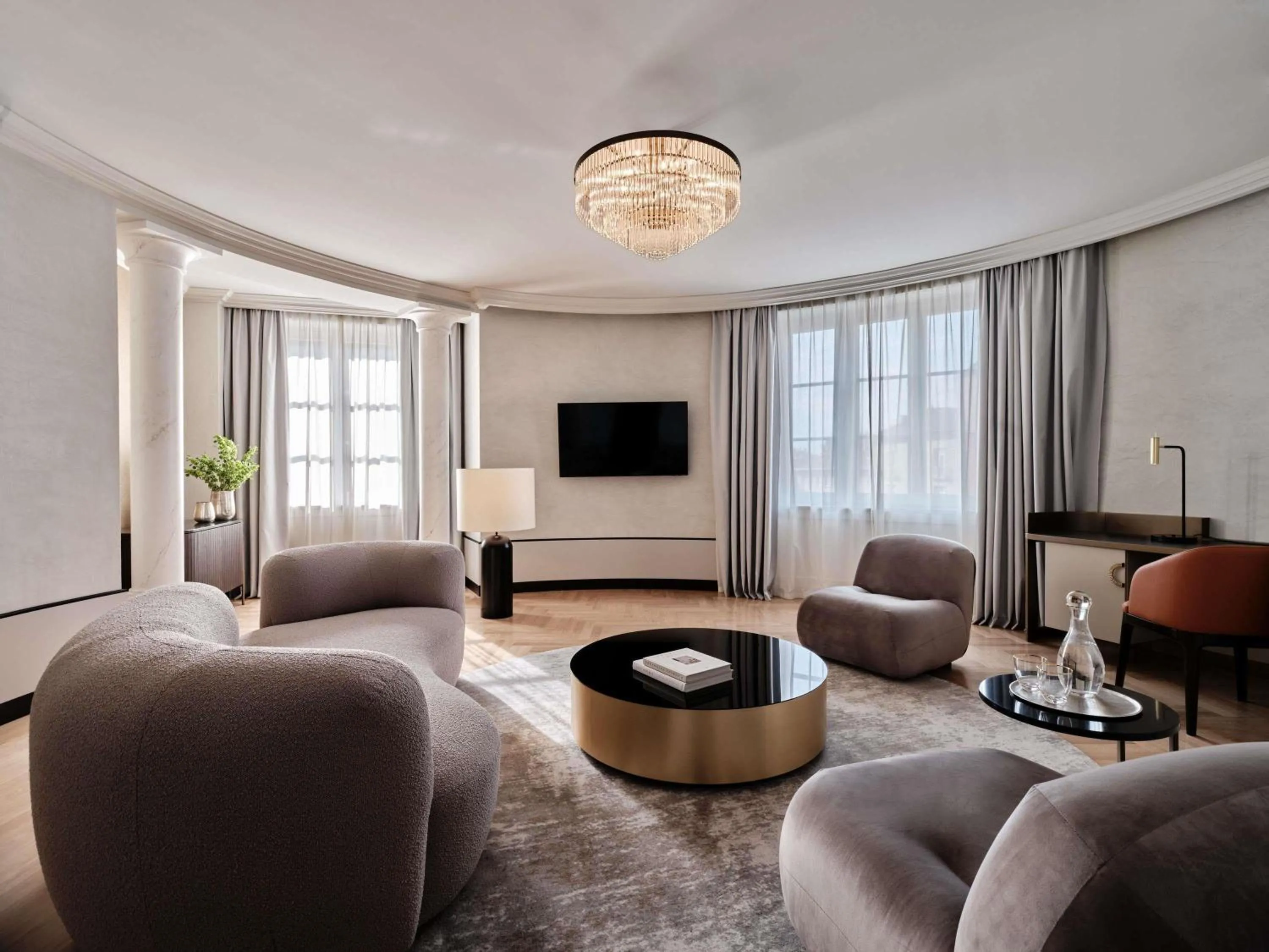 Bedroom in The Crown Krakow Center - Handwritten Collection ACCOR