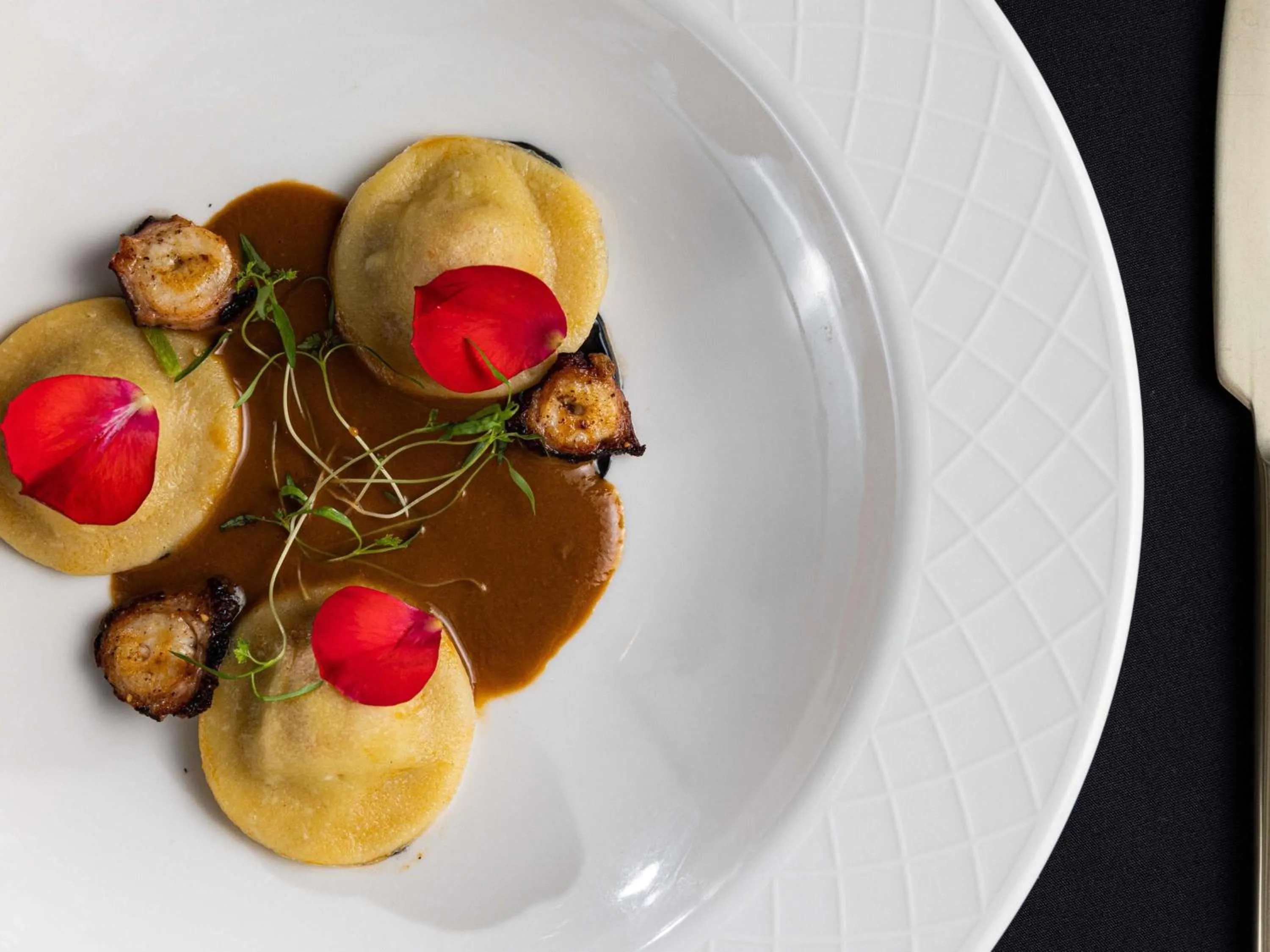 Restaurant/places to eat in The Crown Krakow Center - Handwritten Collection ACCOR