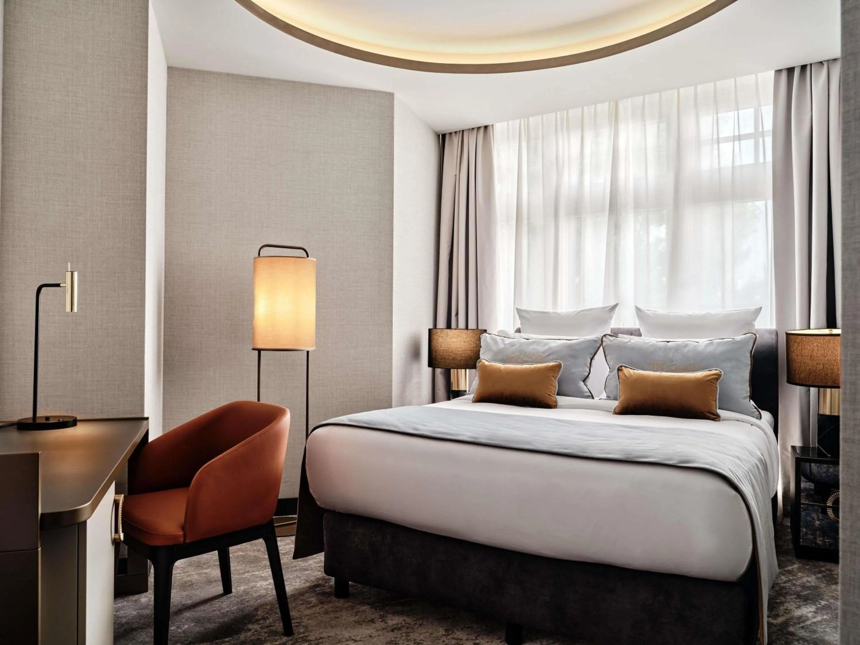 Bedroom, Bed in The Crown Krakow Center - Handwritten Collection ACCOR