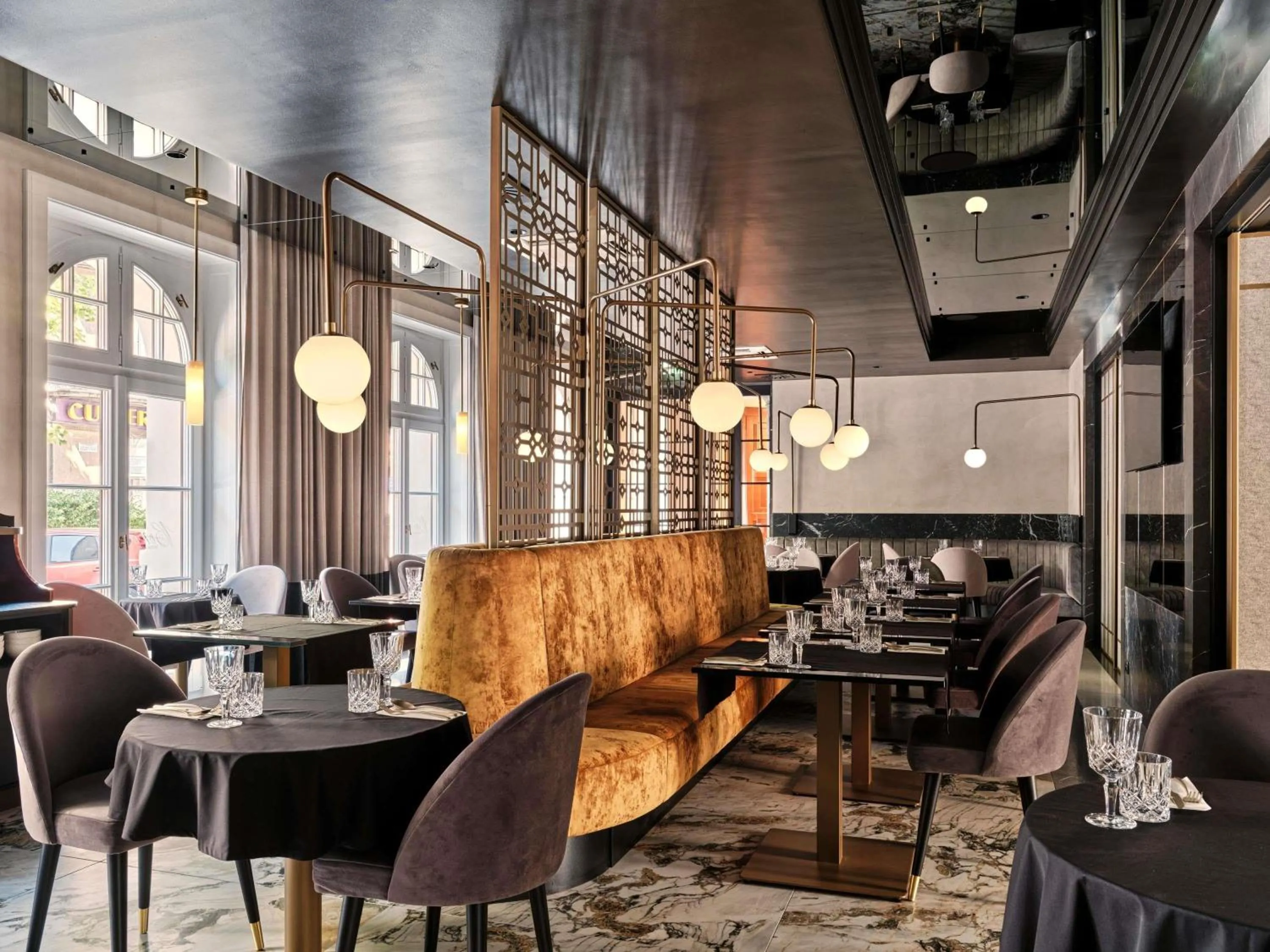 Meeting/conference room in The Crown Krakow Center - Handwritten Collection ACCOR