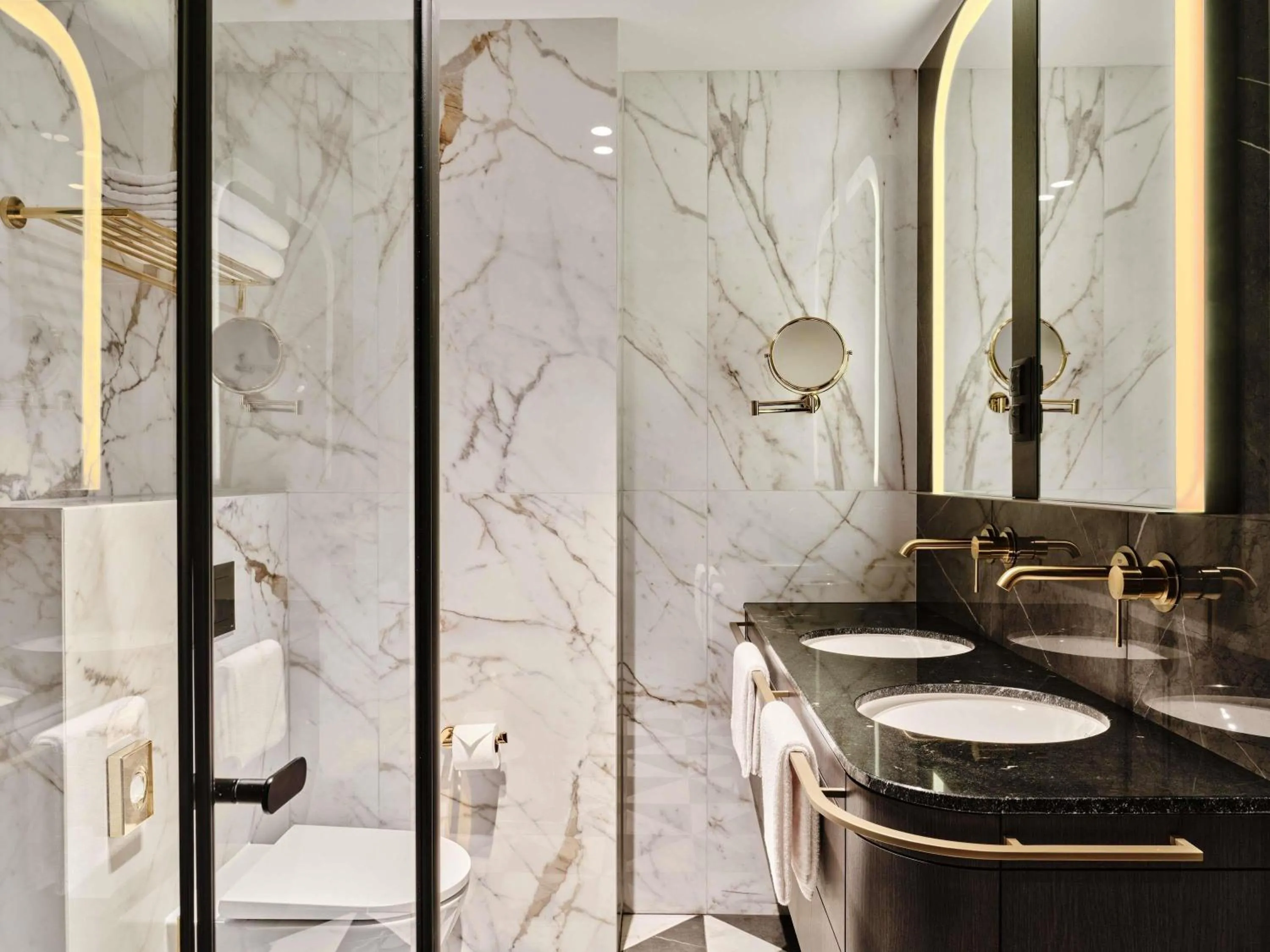 Bedroom in The Crown Krakow Center - Handwritten Collection ACCOR