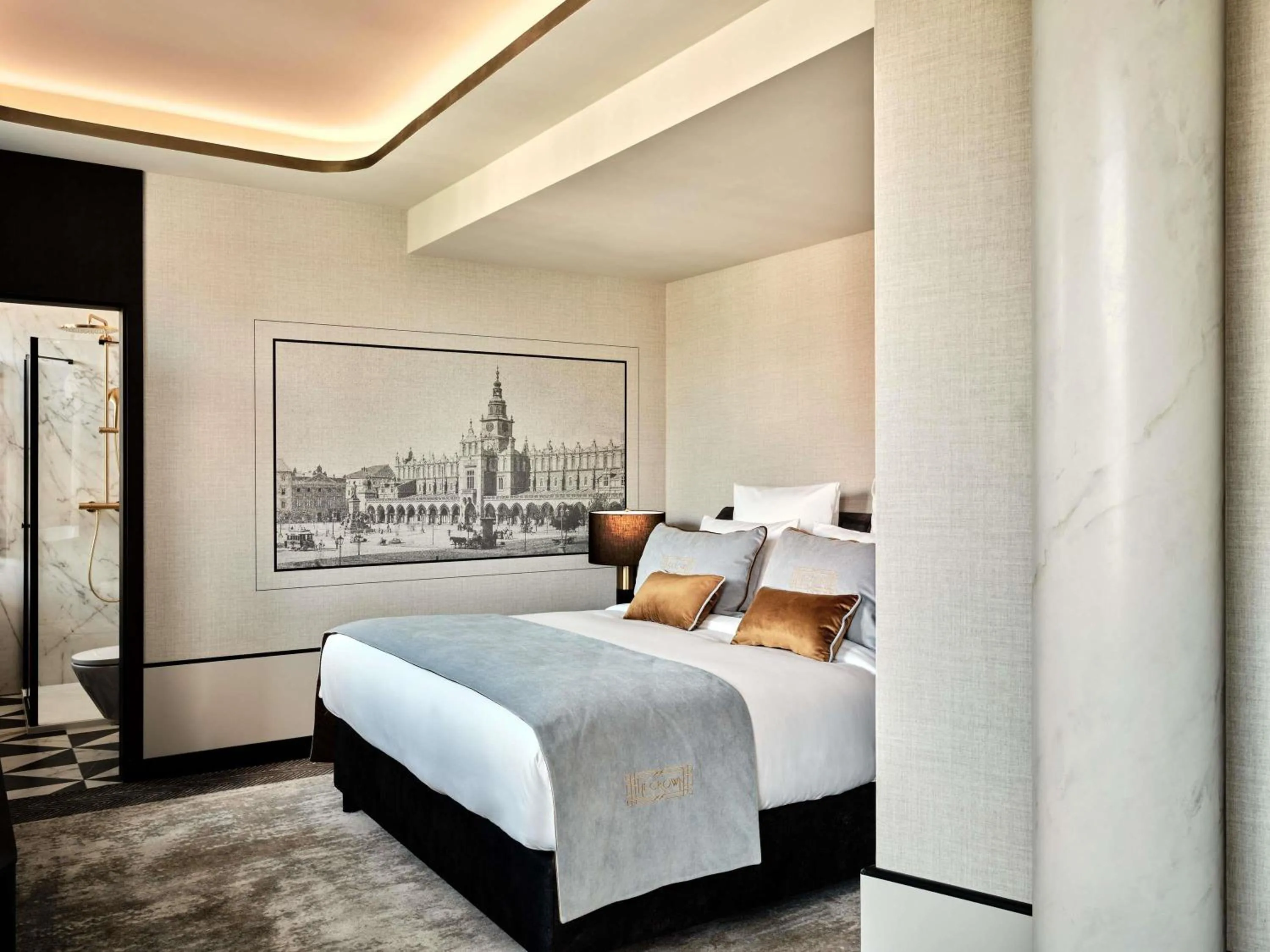 Bedroom, Bed in The Crown Krakow Center - Handwritten Collection ACCOR