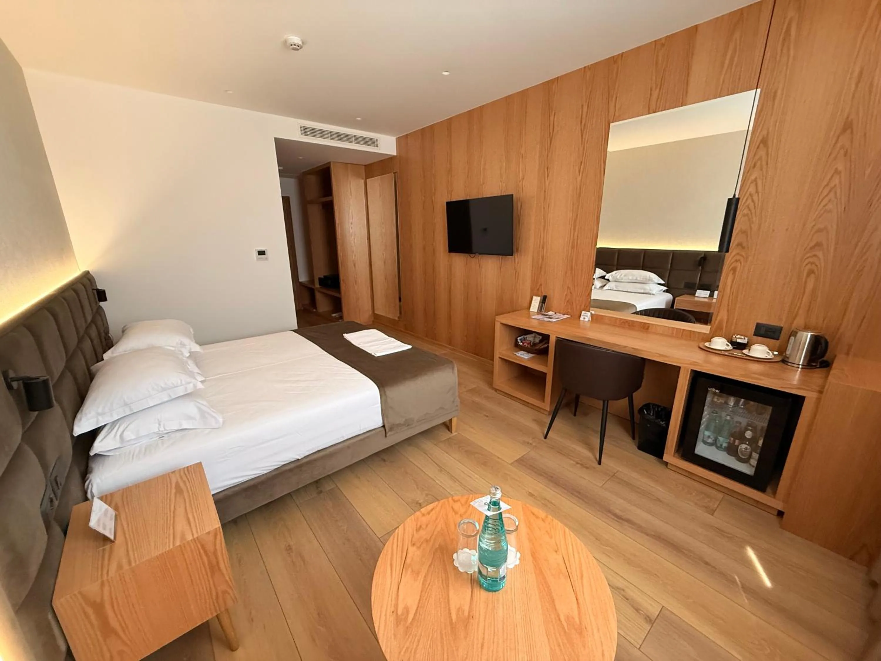 Bedroom, Bed in SIBB Hotel