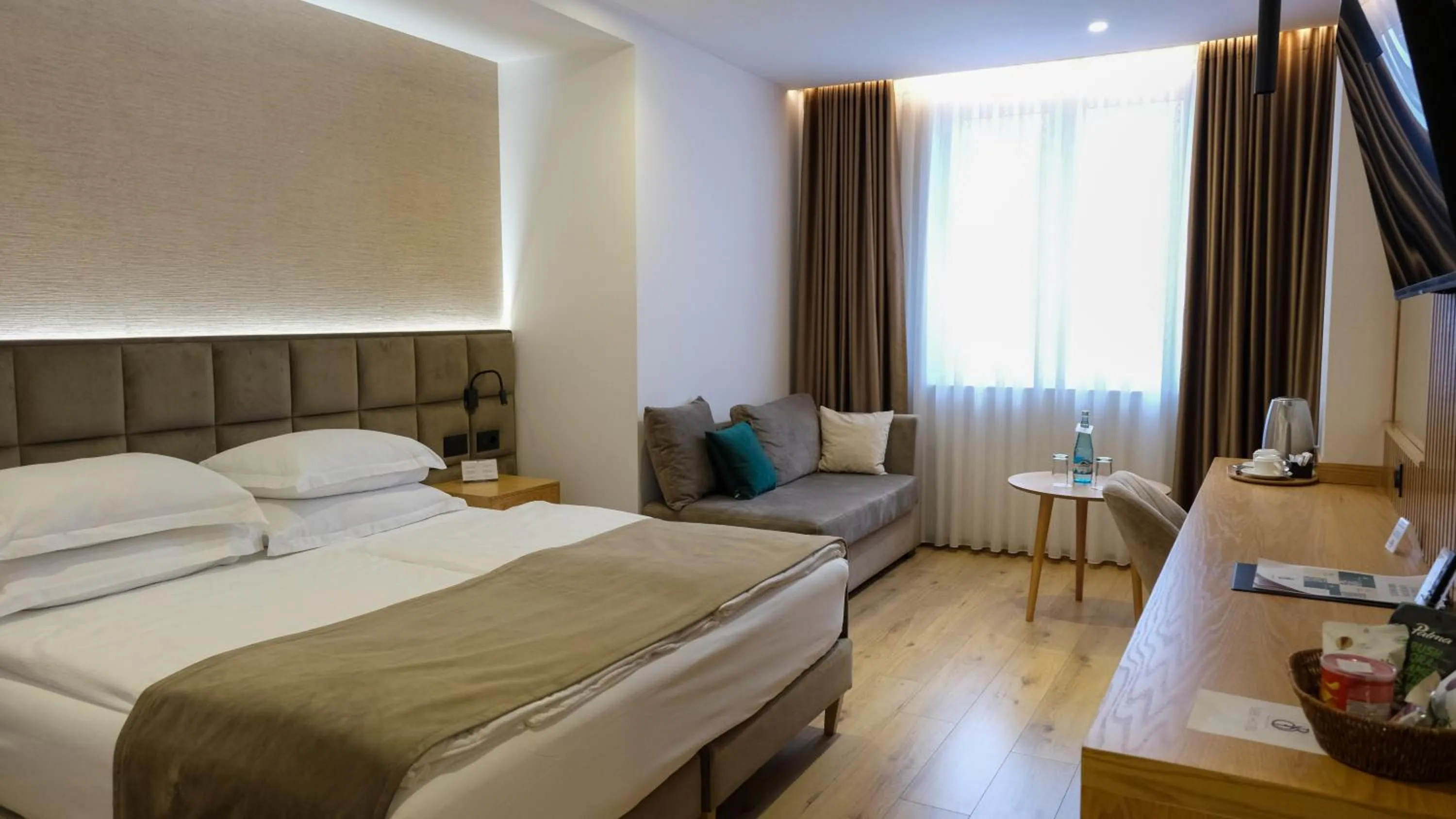 Bedroom, Bed in SIBB Hotel