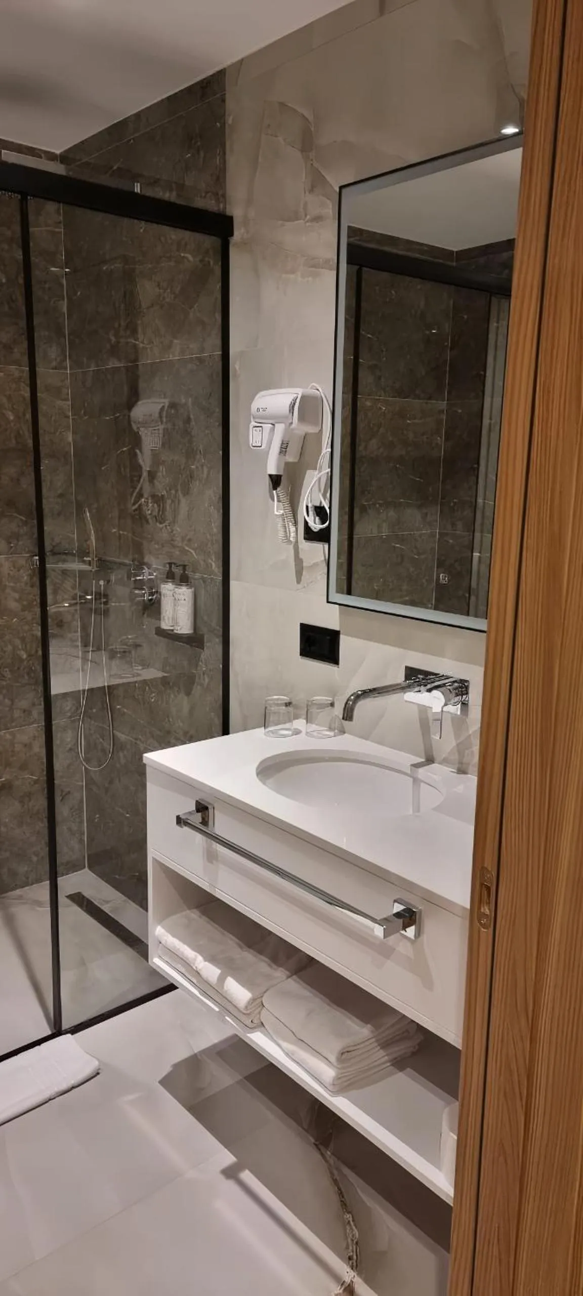 Bathroom in SIBB Hotel