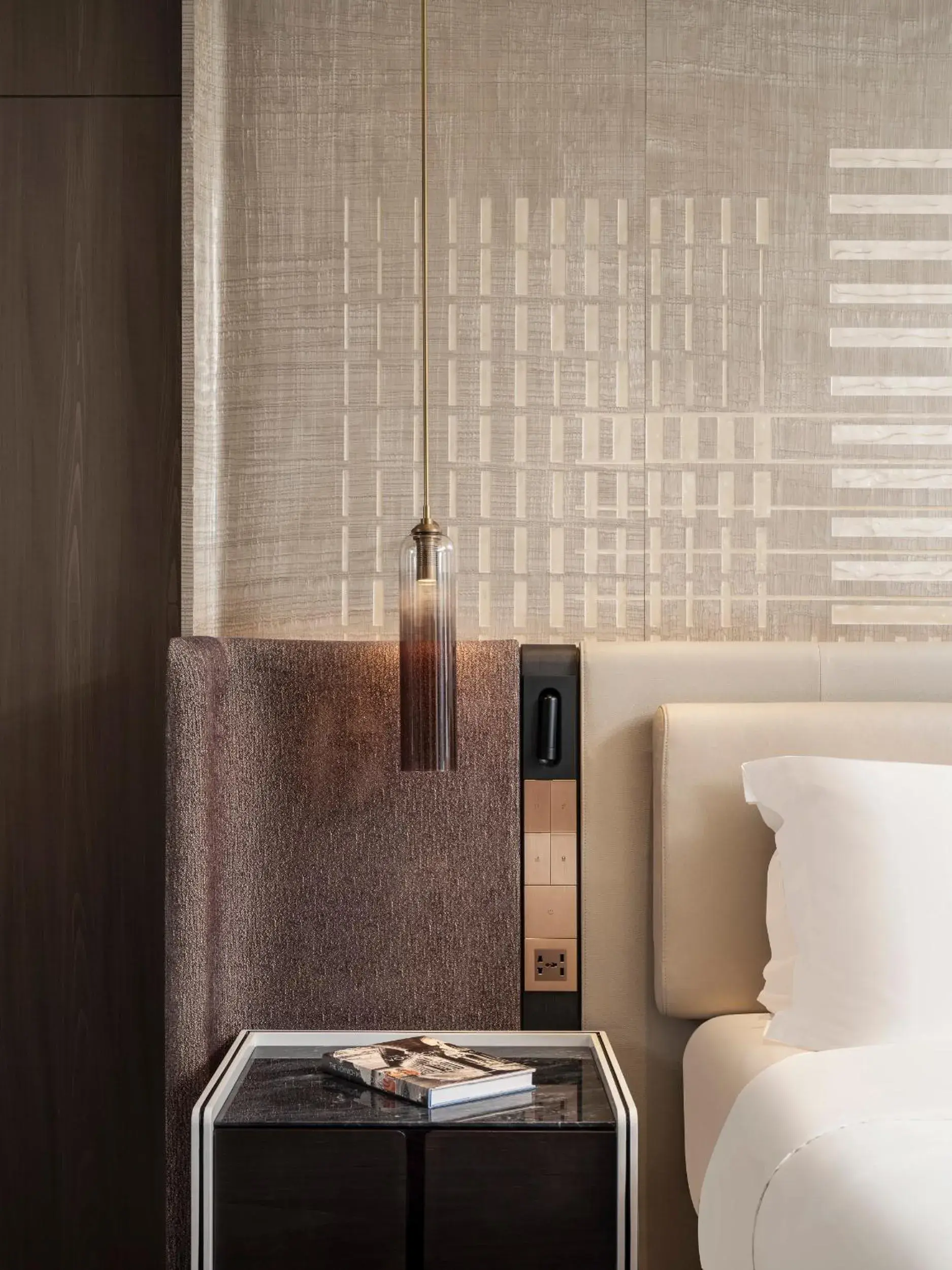 Classic King Room - Accessible in InterContinental Shenzhen WECC by IHG Classic King Room - Accessible in InterContinental Shenzhen WECC by IHG