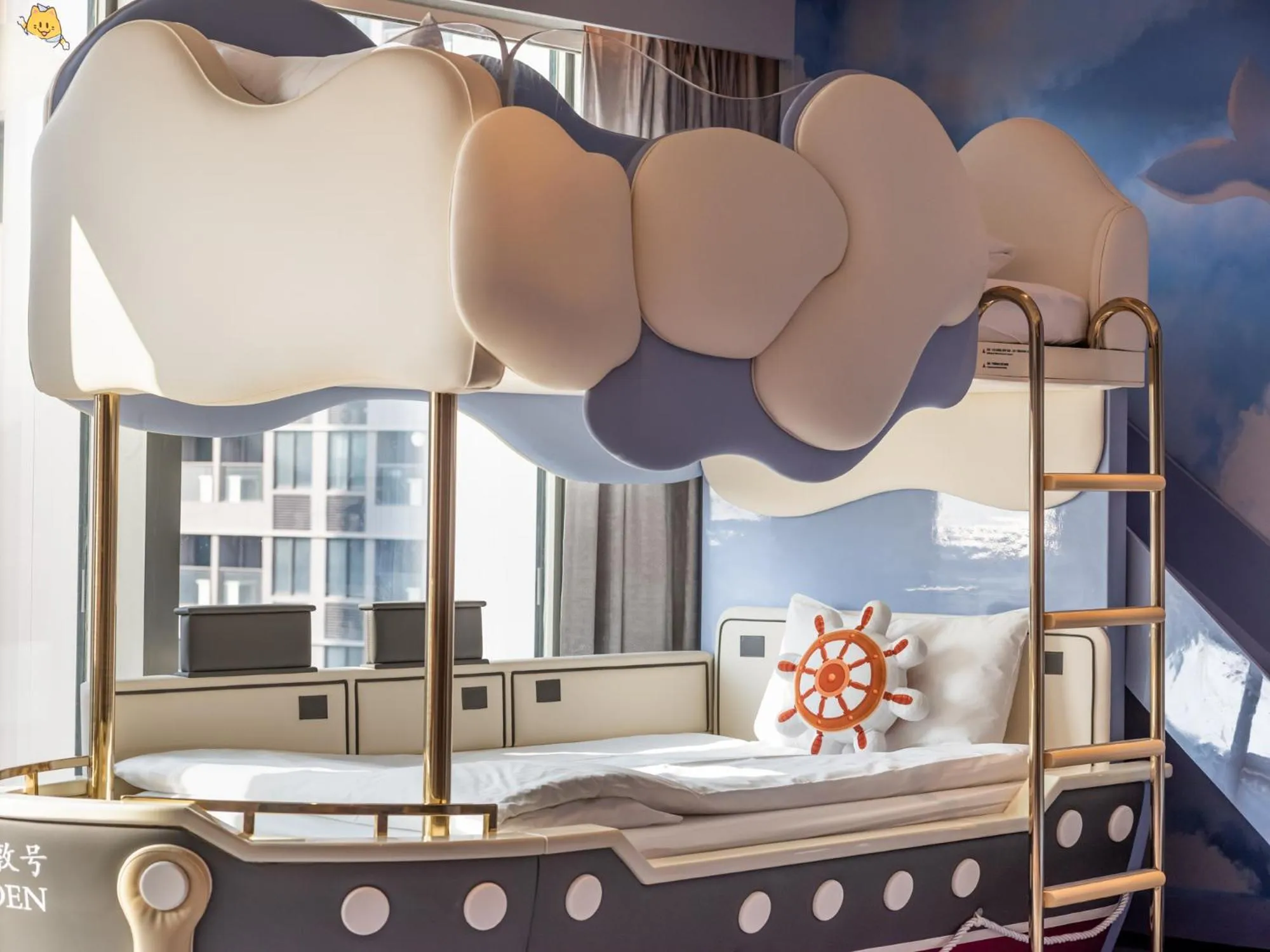 Photo of the whole room, Bed in InterContinental Shenzhen WECC by IHG