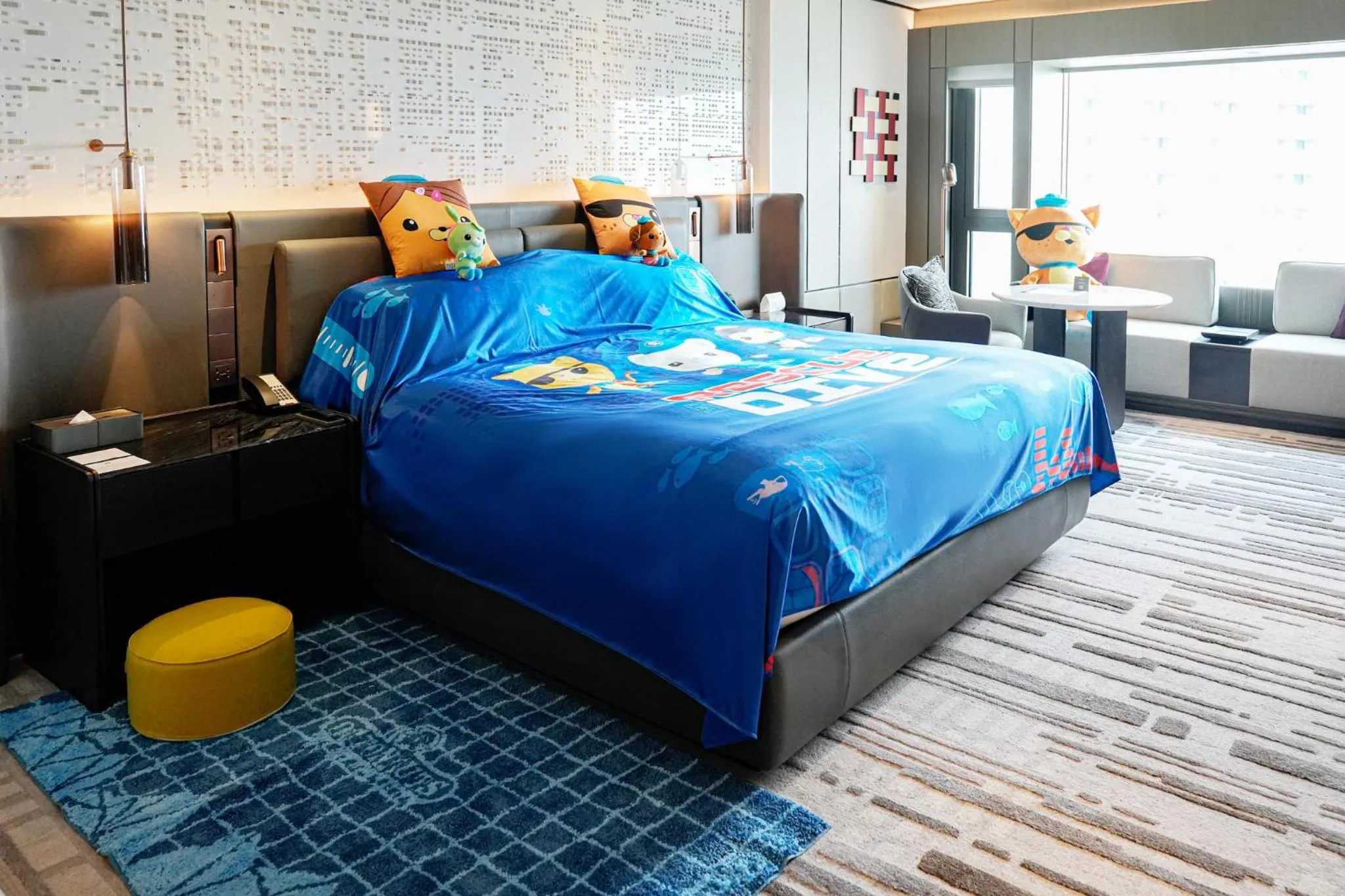 Photo of the whole room, Bed in InterContinental Shenzhen WECC by IHG