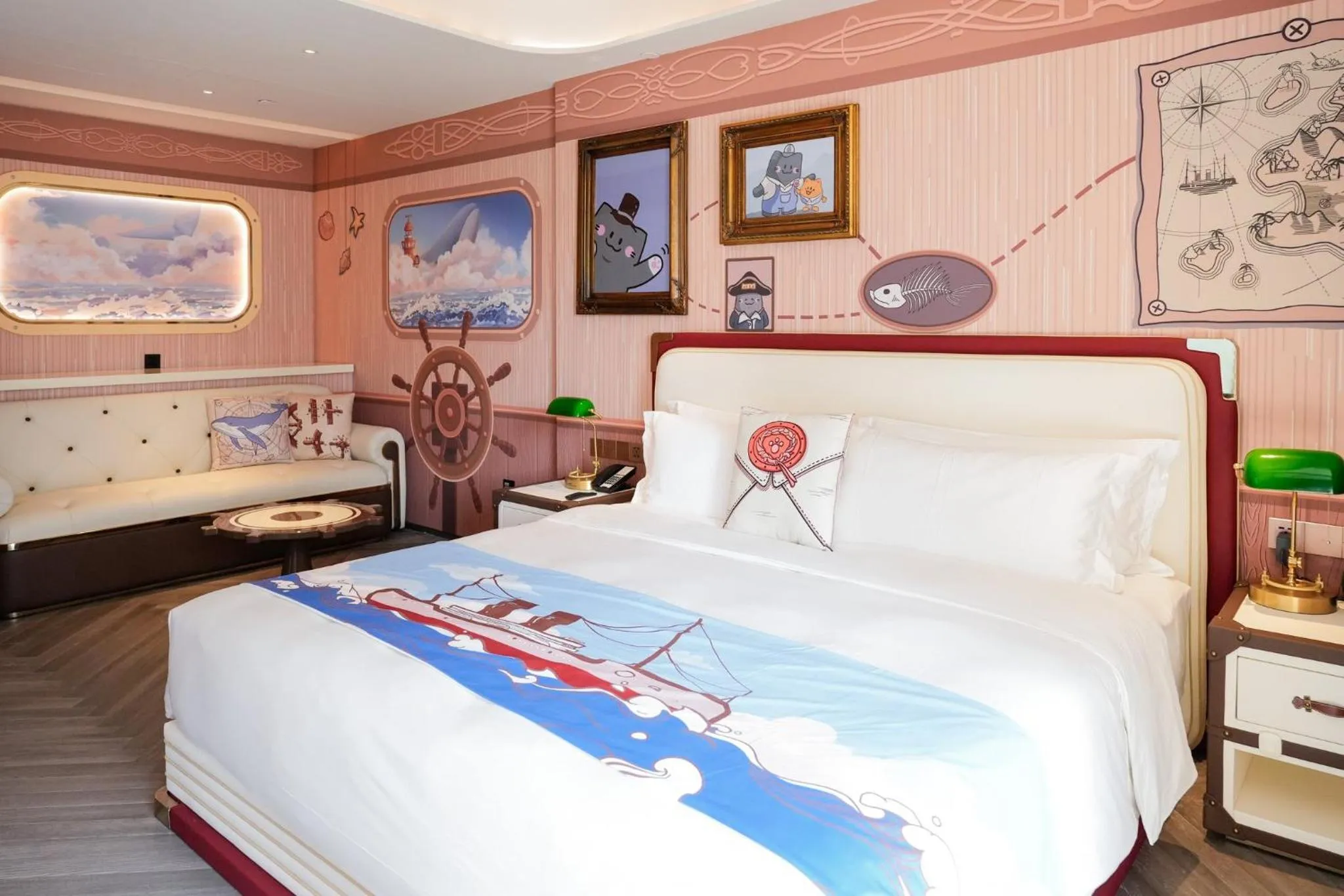 Photo of the whole room, Bed in InterContinental Shenzhen WECC by IHG