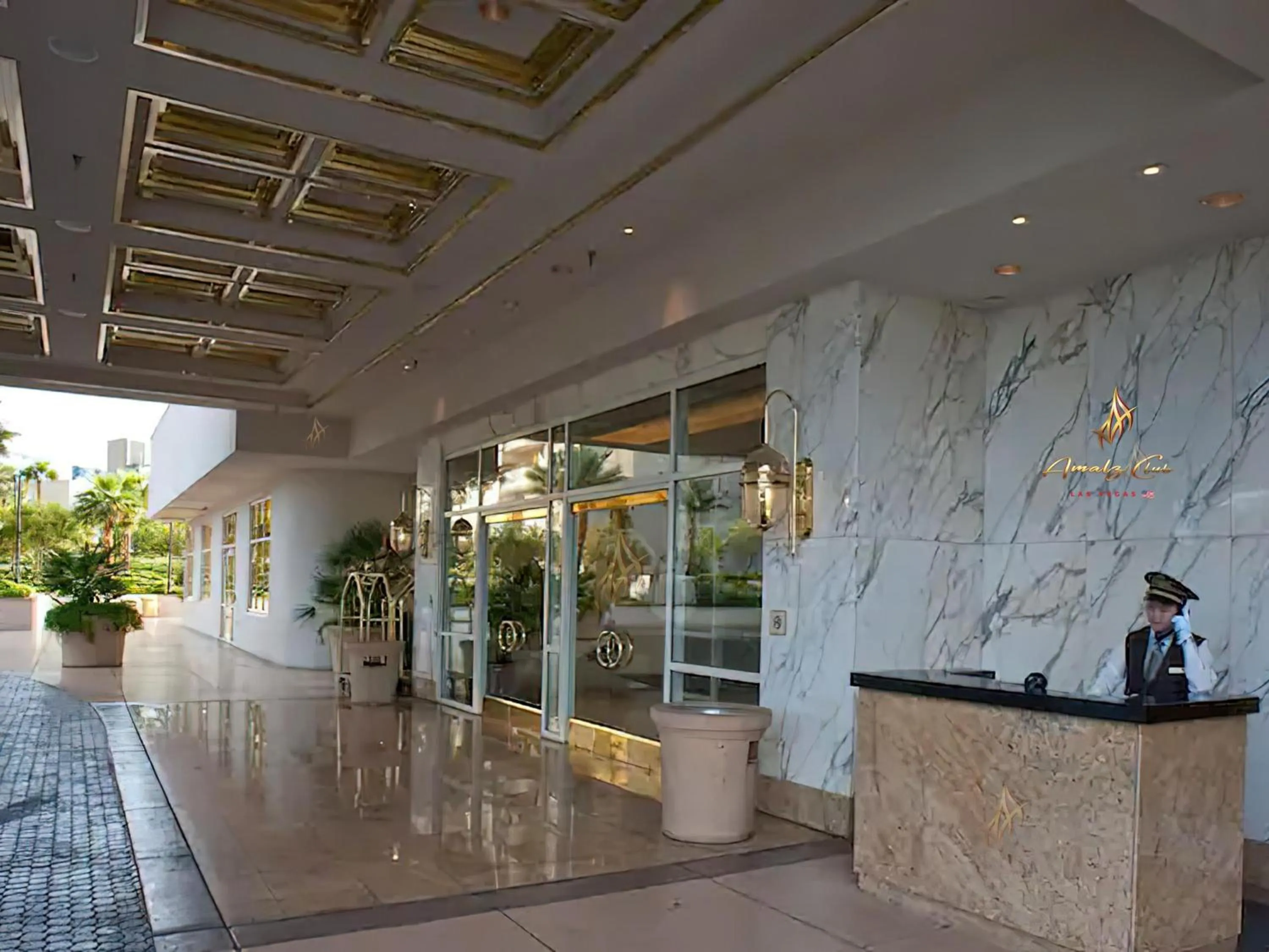 Lobby or reception in Amalz Suites Collection at MGM Signature !