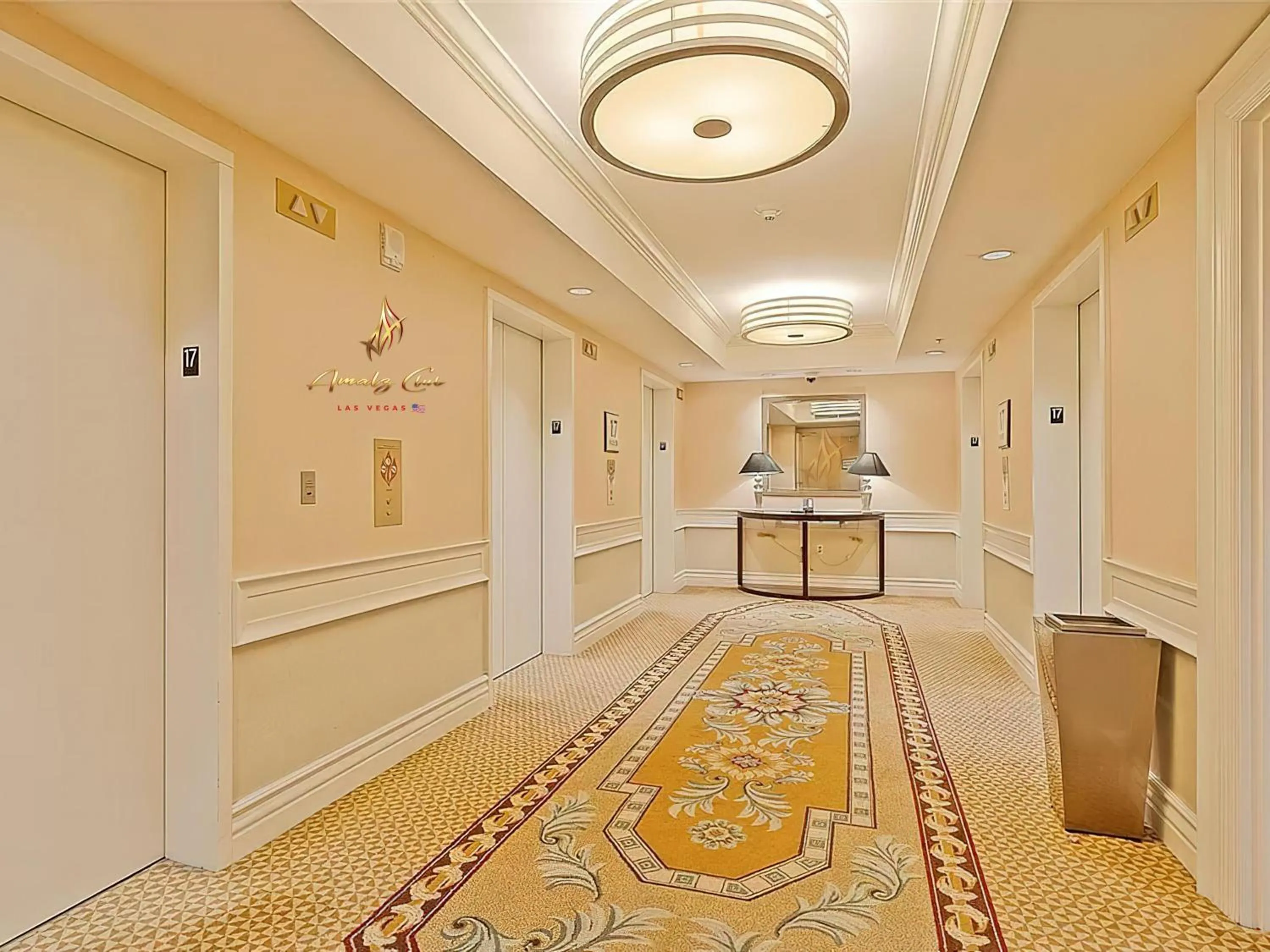 Lobby or reception in Amalz Suites Collection at MGM Signature !