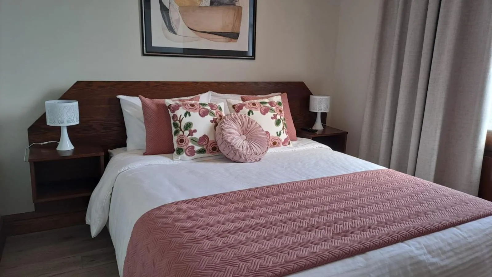 Bed in Hotel Casa Aure