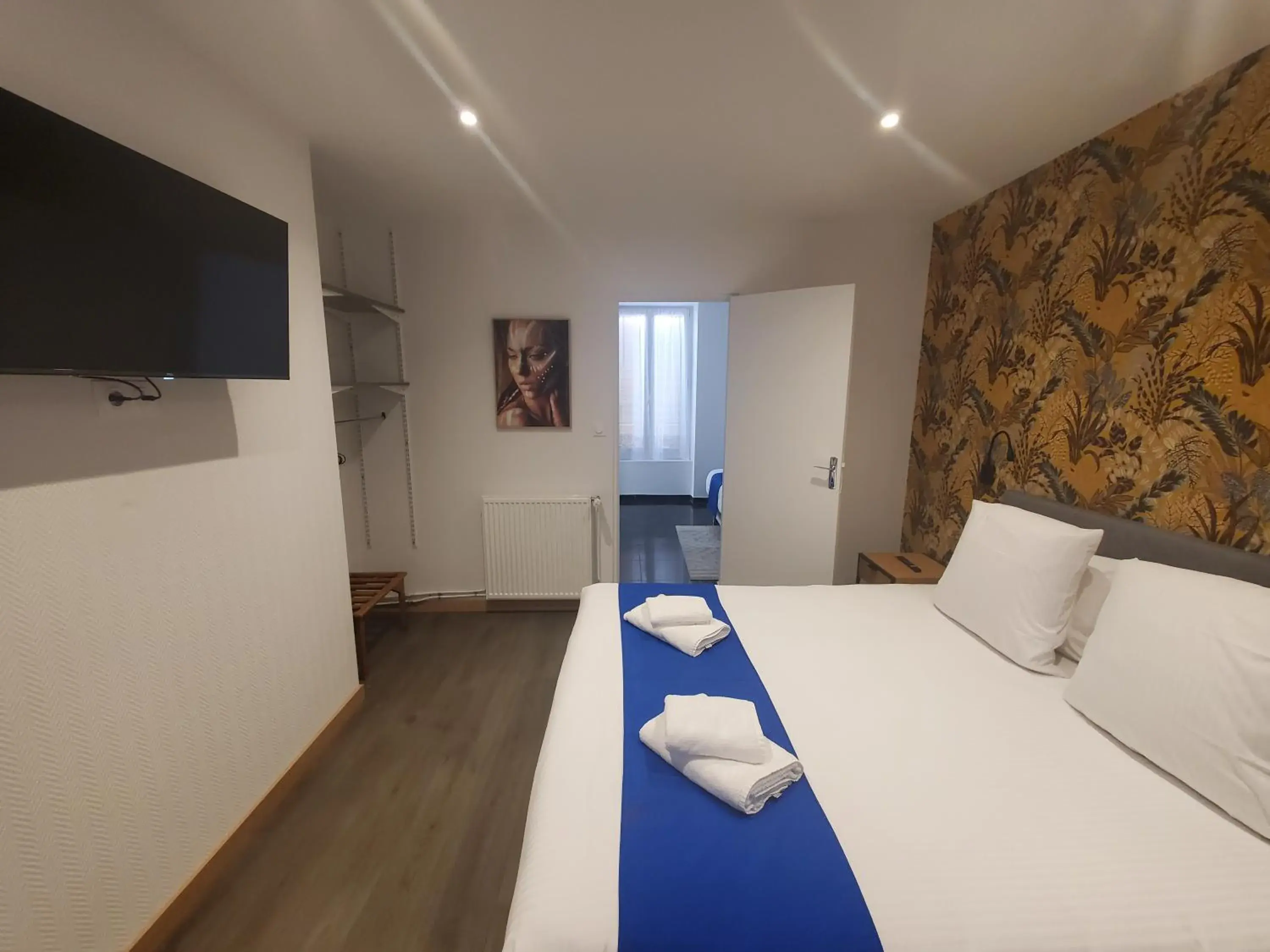 Junior Suite in Logis Hôtel Belle Etoile Vichy Junior Suite in Logis Hôtel Belle Etoile Vichy