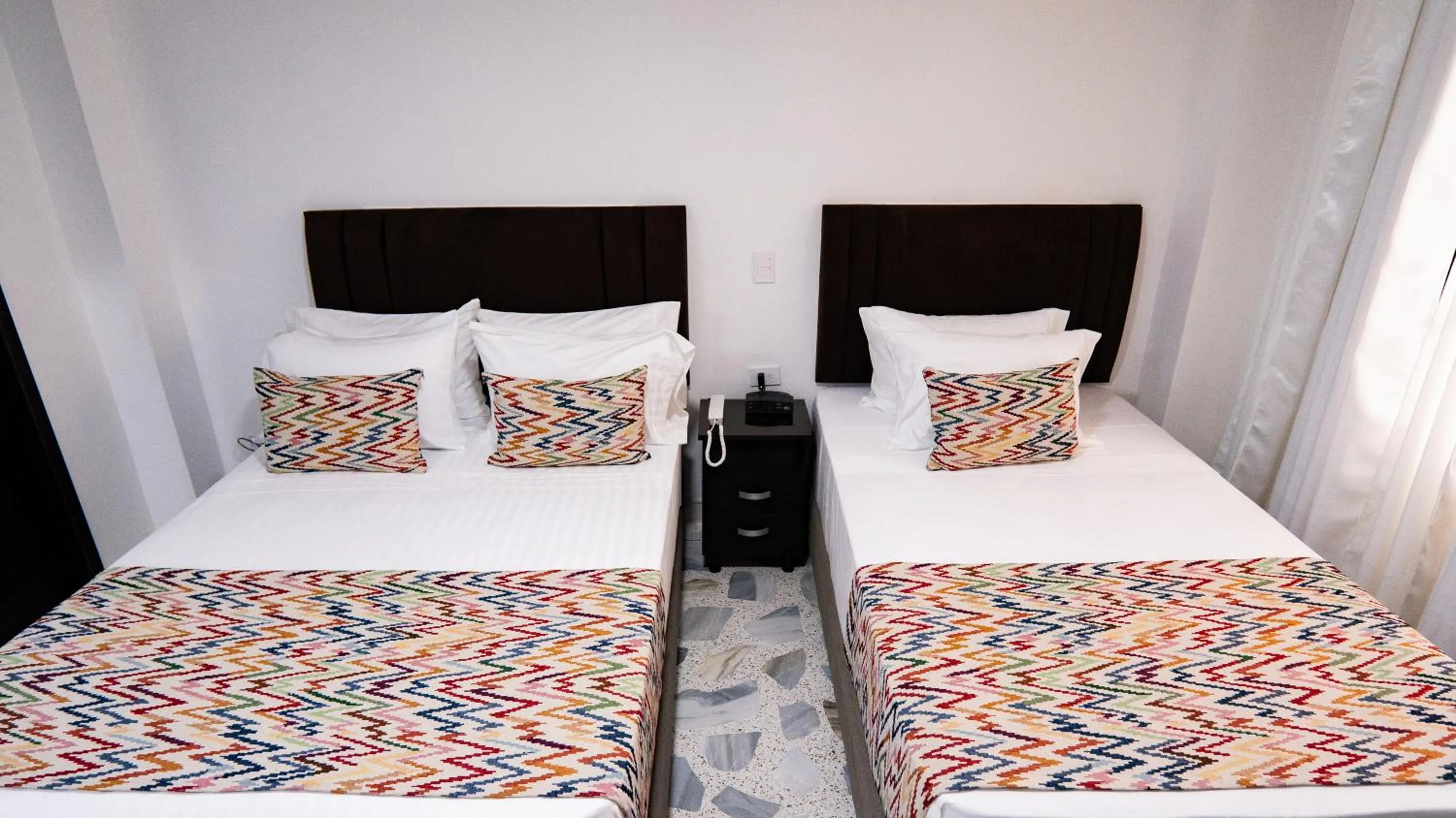 Bedroom, Bed in Hotel Arisha Cali