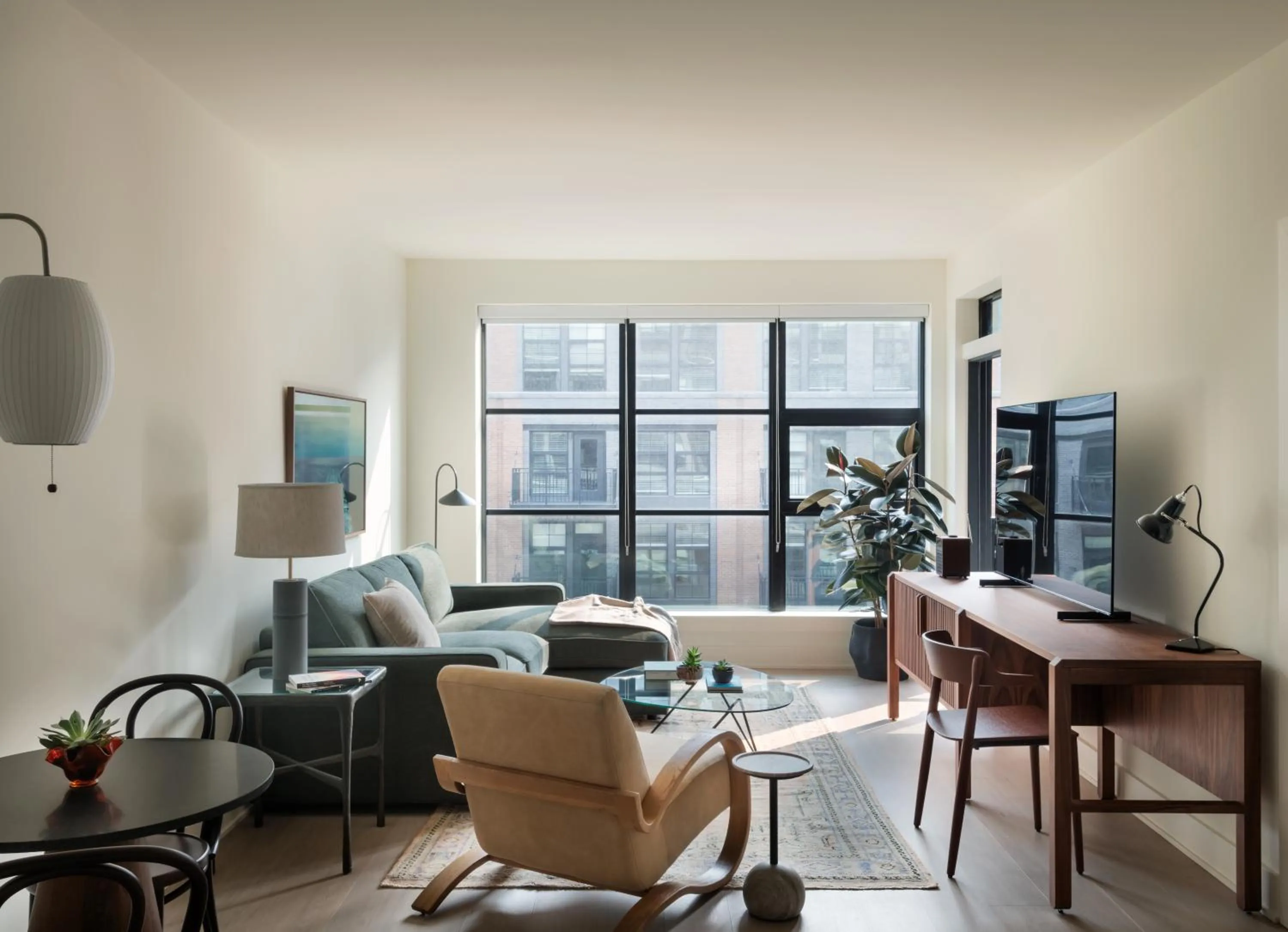 TV and multimedia in Roost Baltimore