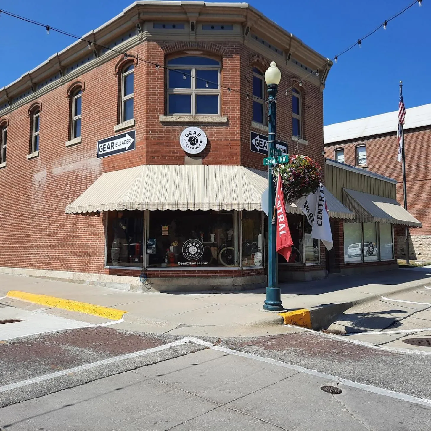 Property building in Goldfinch Suites