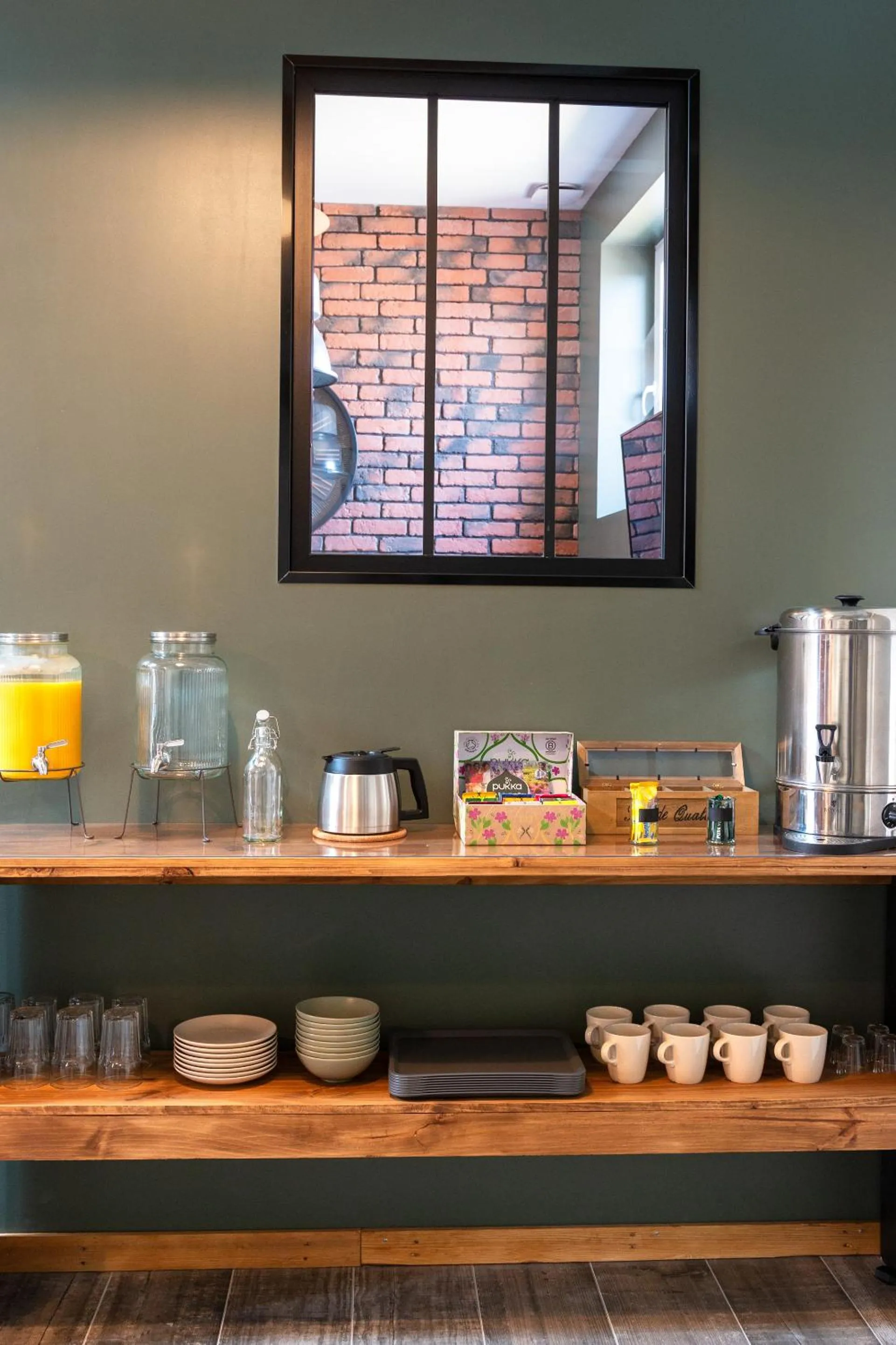 Dining area in Domaine La Grange Ungersheim - Chambres d'Hôtes L'Inspiration