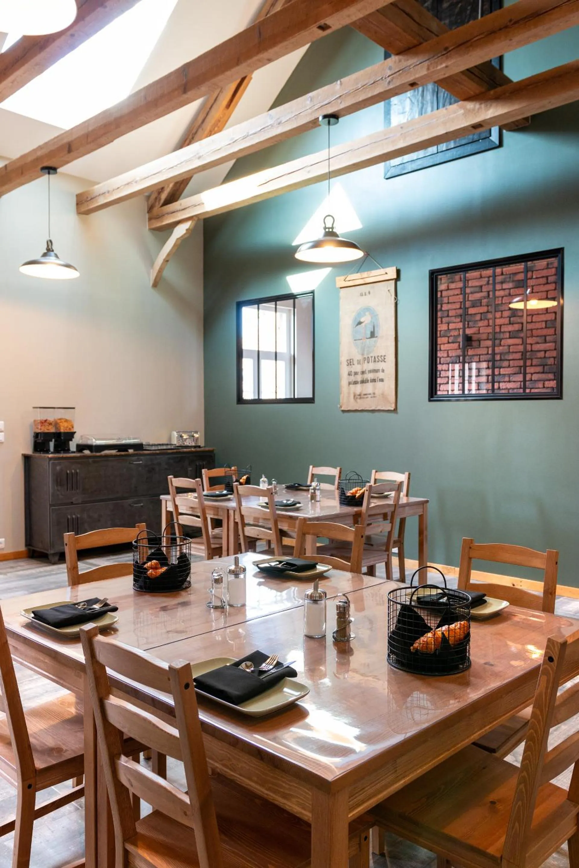 Dining area in Domaine La Grange Ungersheim - Chambres d'Hôtes L'Inspiration