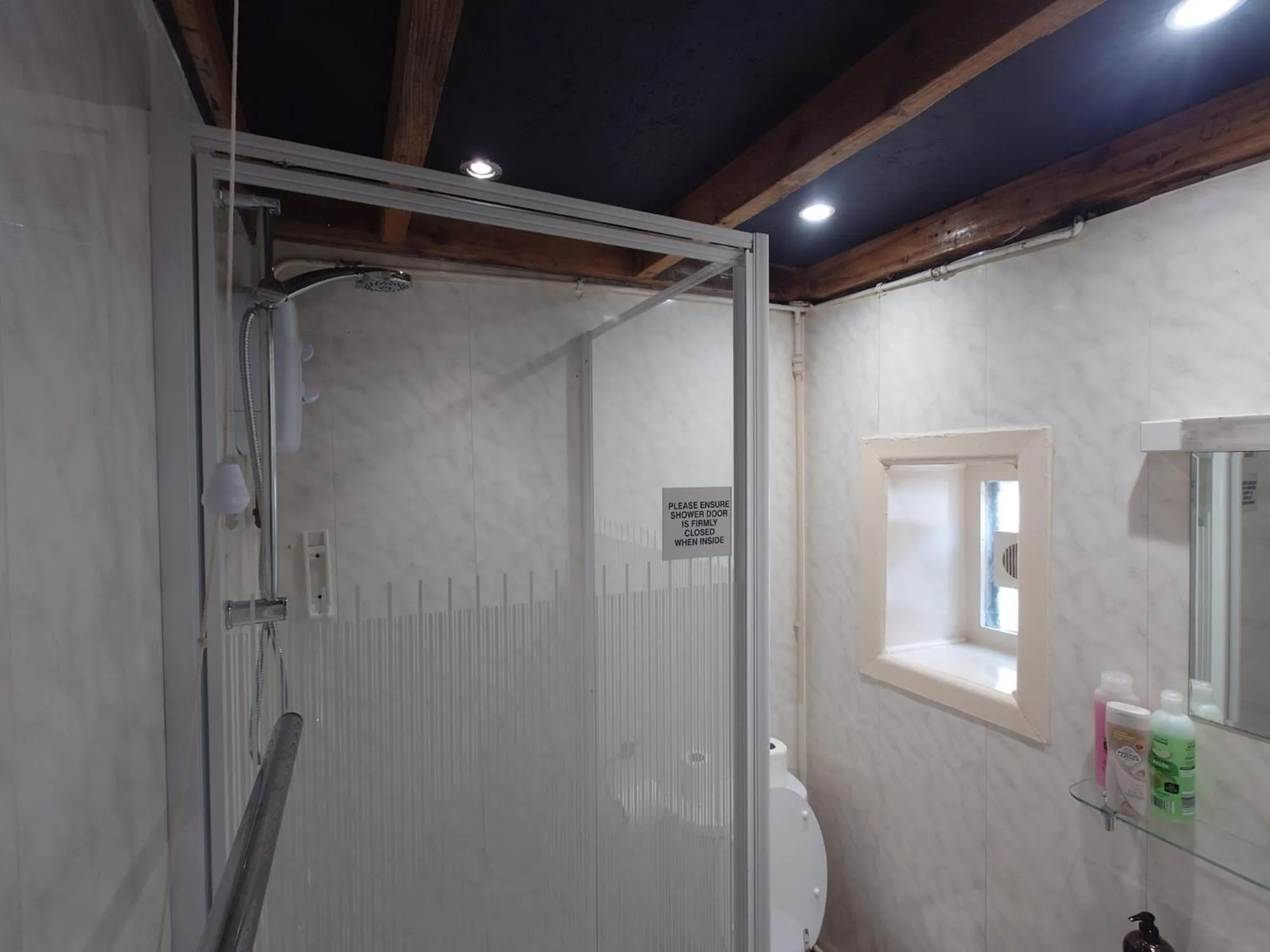 Shower in Harriette's Guest House