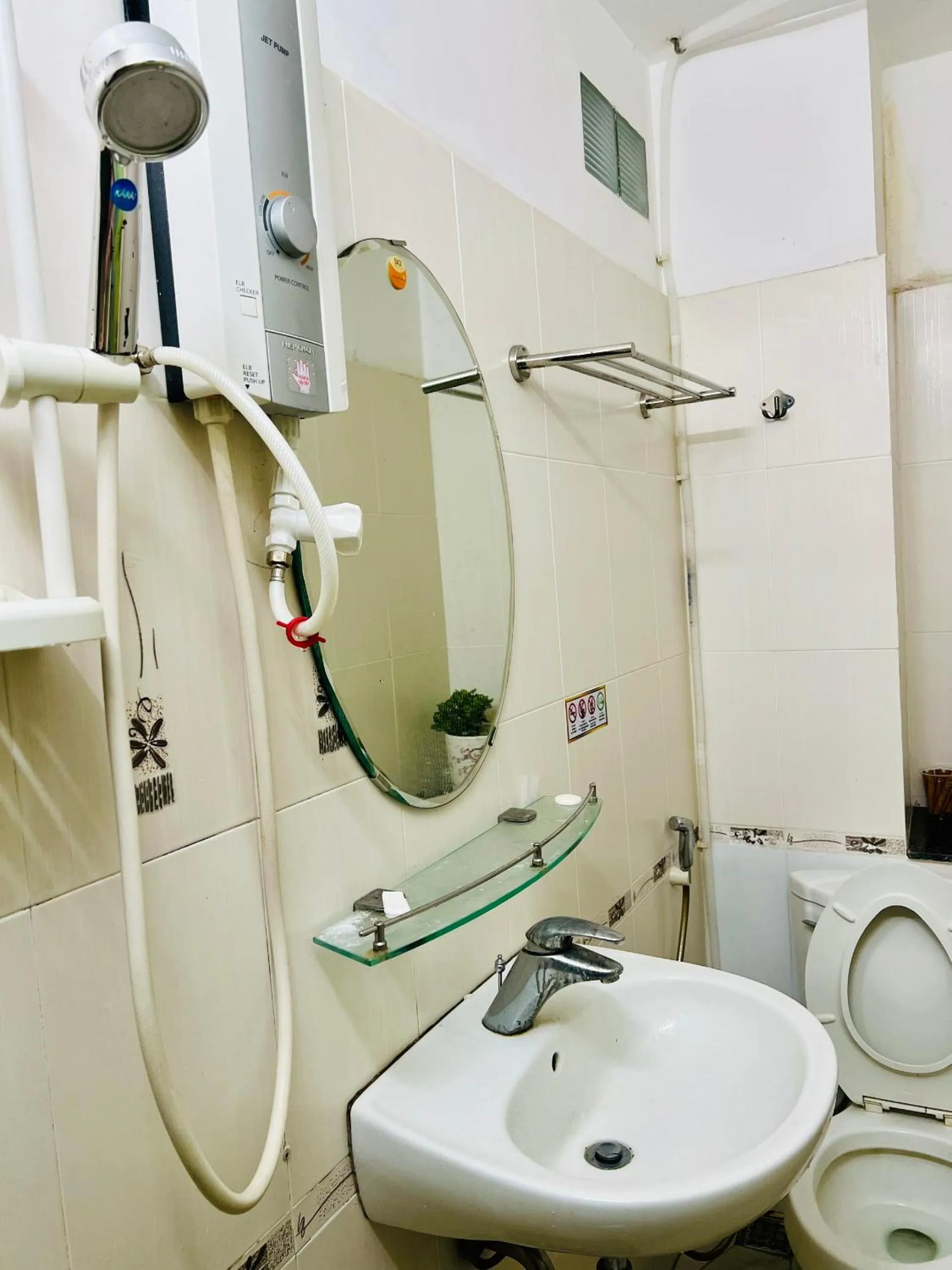 Shower in AULE HOSTEl