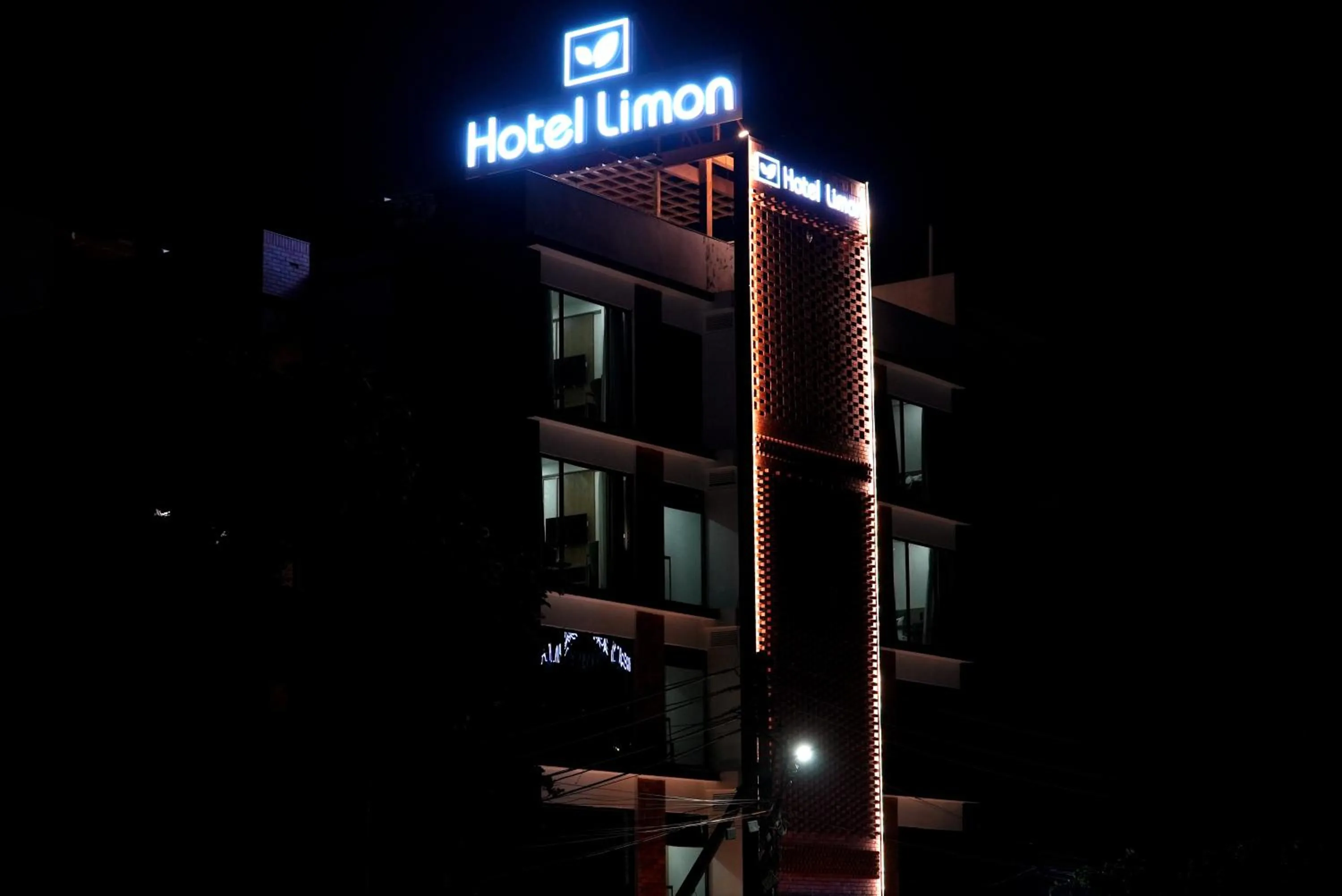 Property building in Hotel Limon & Banquet Sector 29, Gurgaon