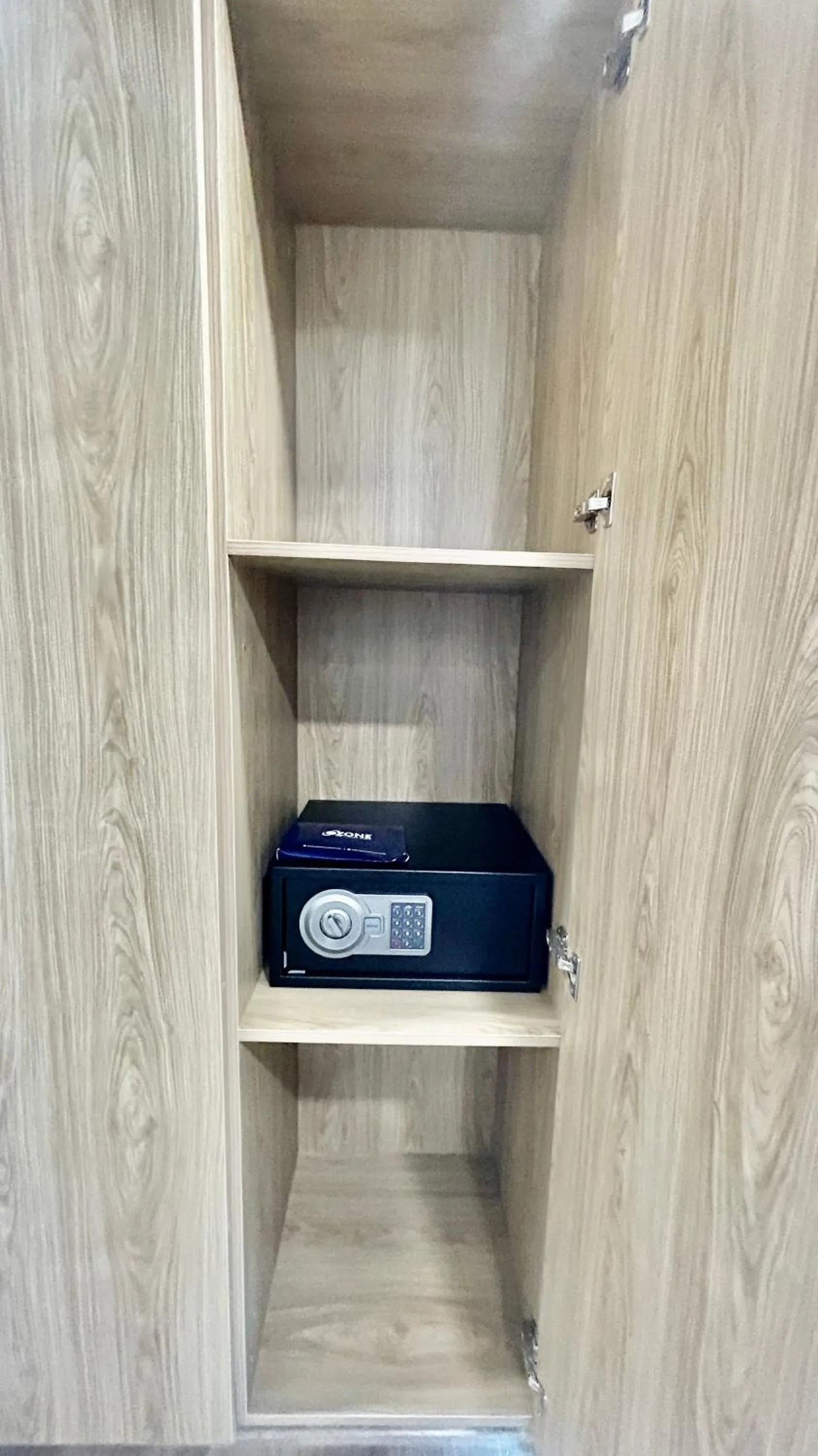 safe in Hotel Limon & Banquet Sector 29, Gurgaon