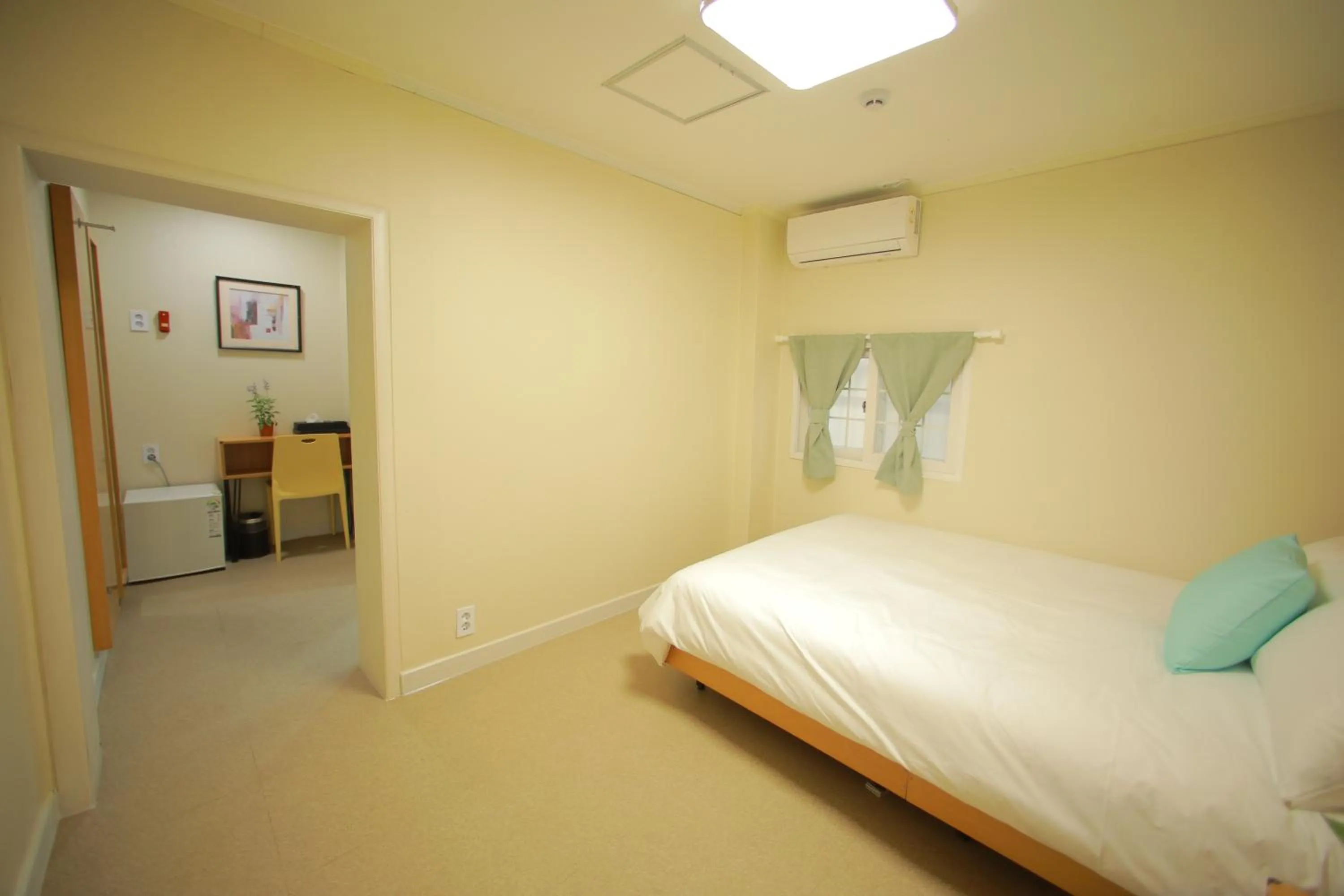 Bed in Slow Vibe Myeongdong