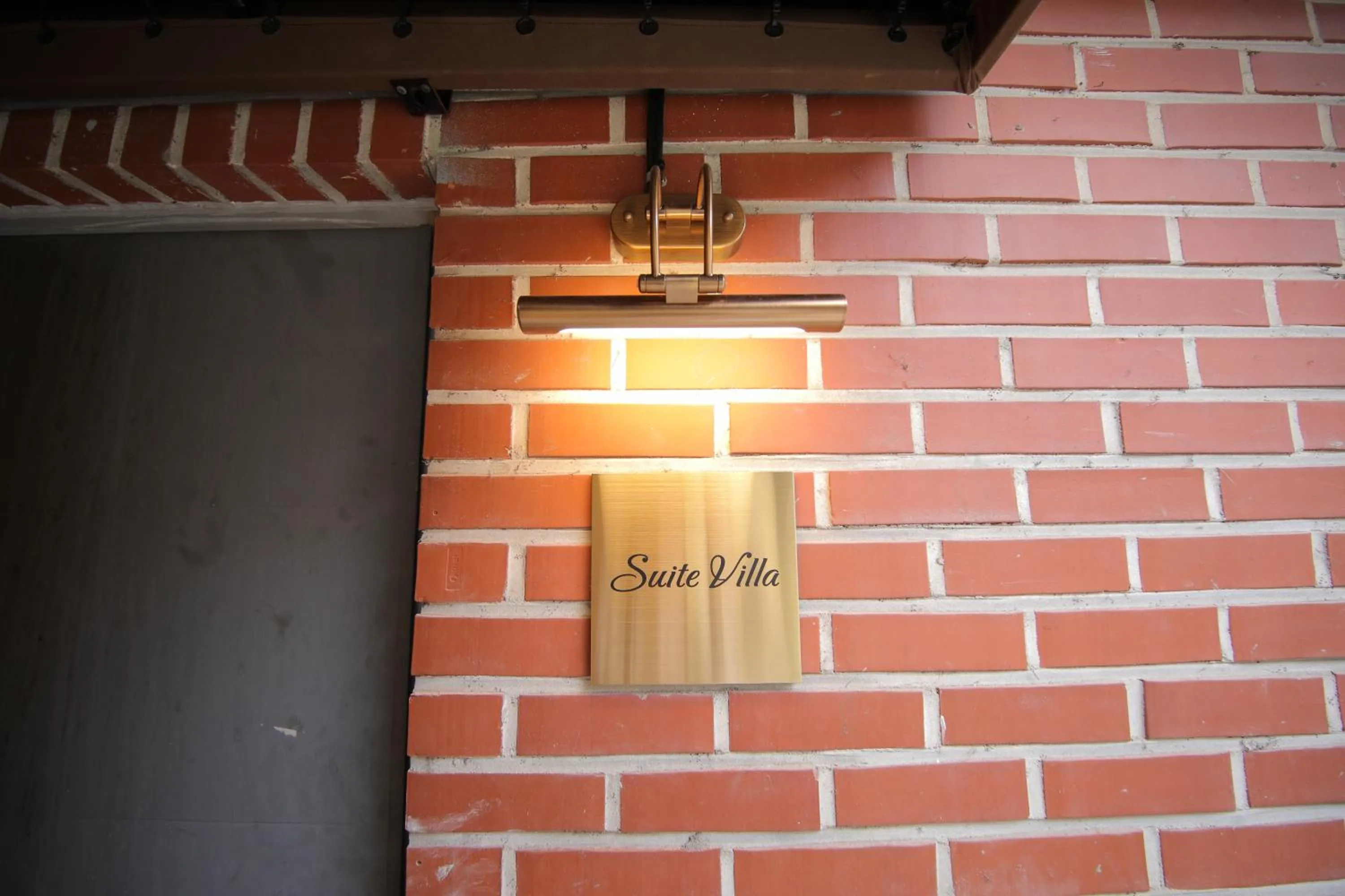 Property logo or sign in Slow Vibe Myeongdong