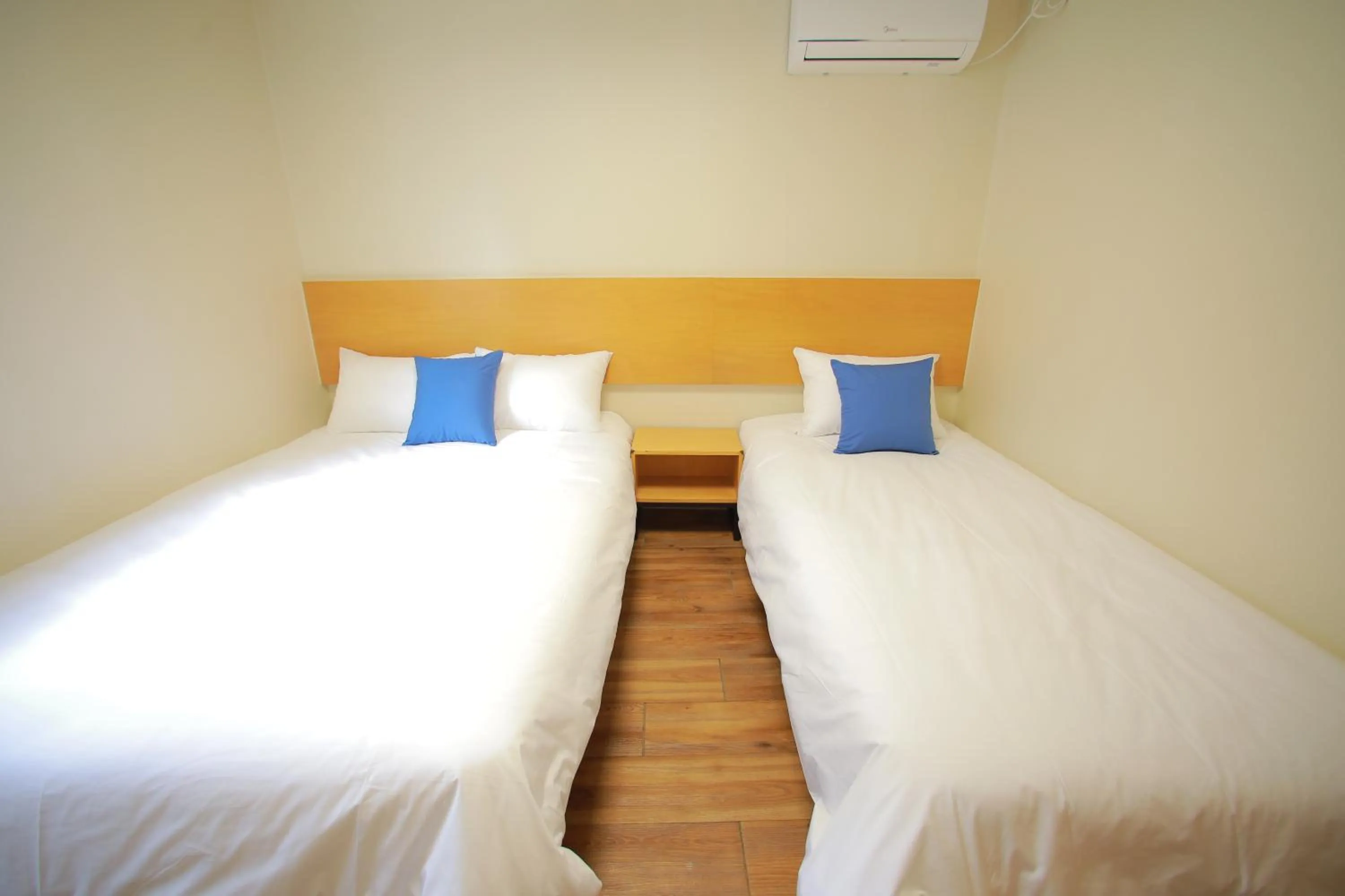 Bed in Slow Vibe Myeongdong