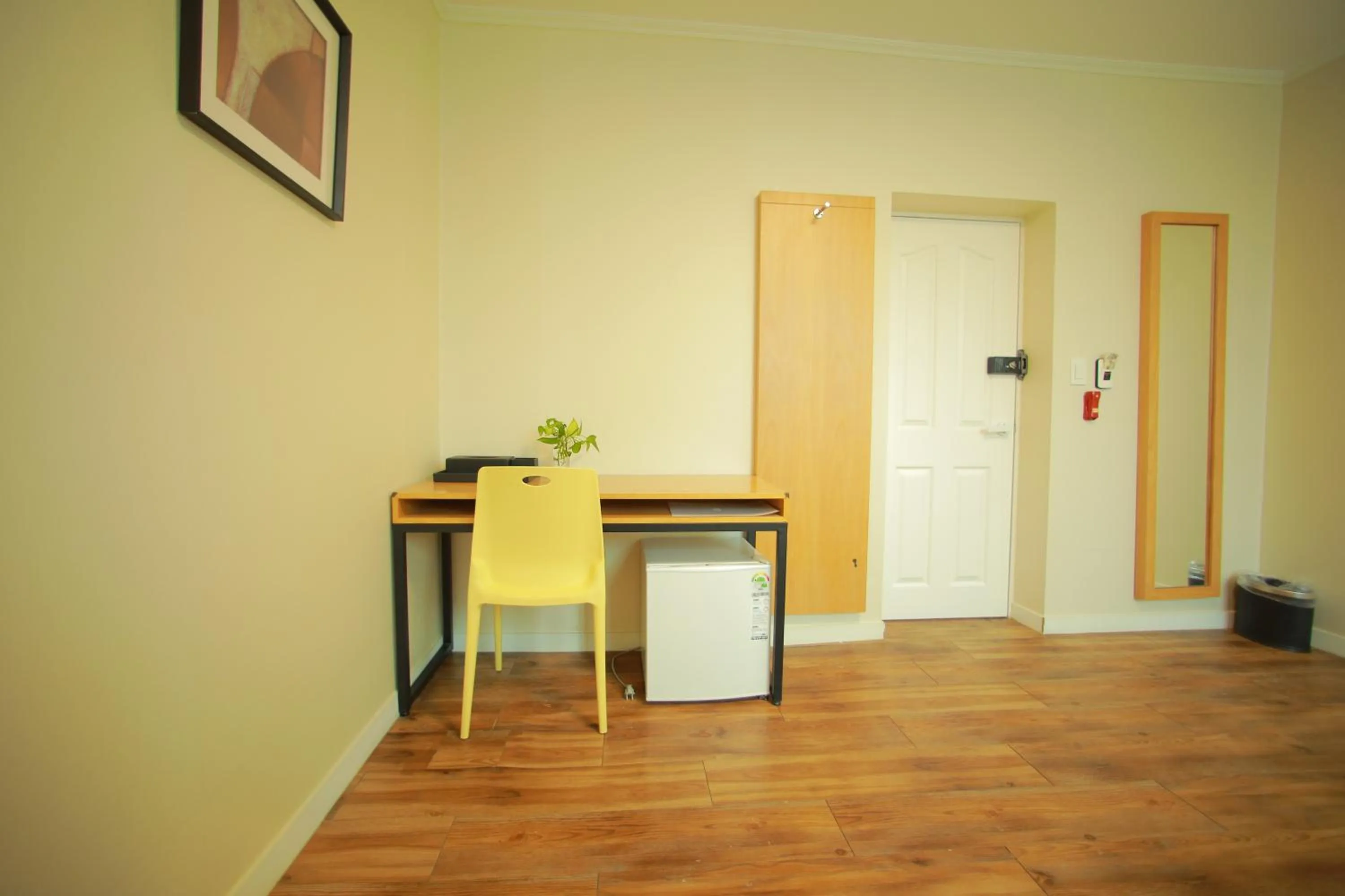 hair dresser in Slow Vibe Myeongdong