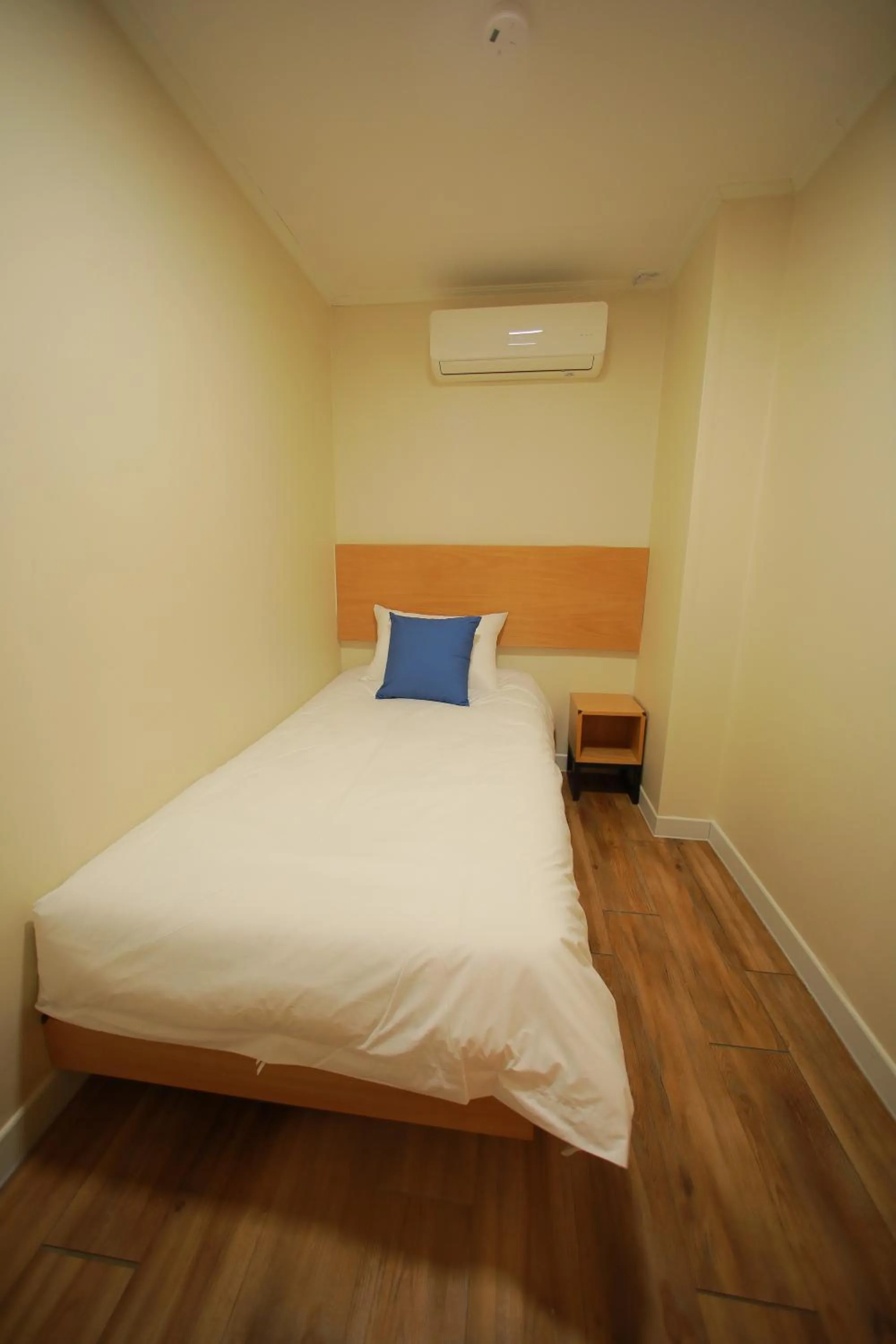 Bed in Slow Vibe Myeongdong