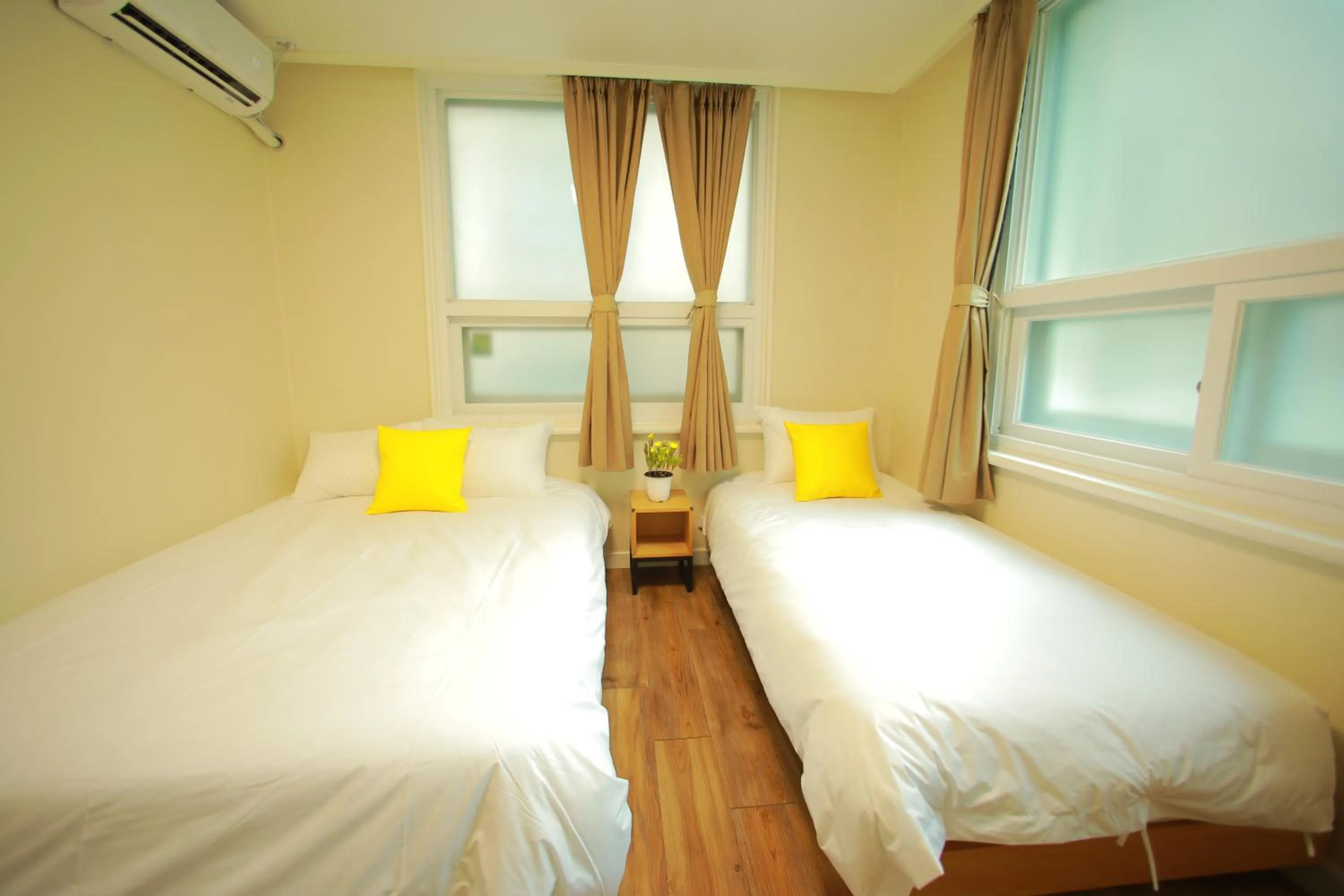 Bed in Slow Vibe Myeongdong