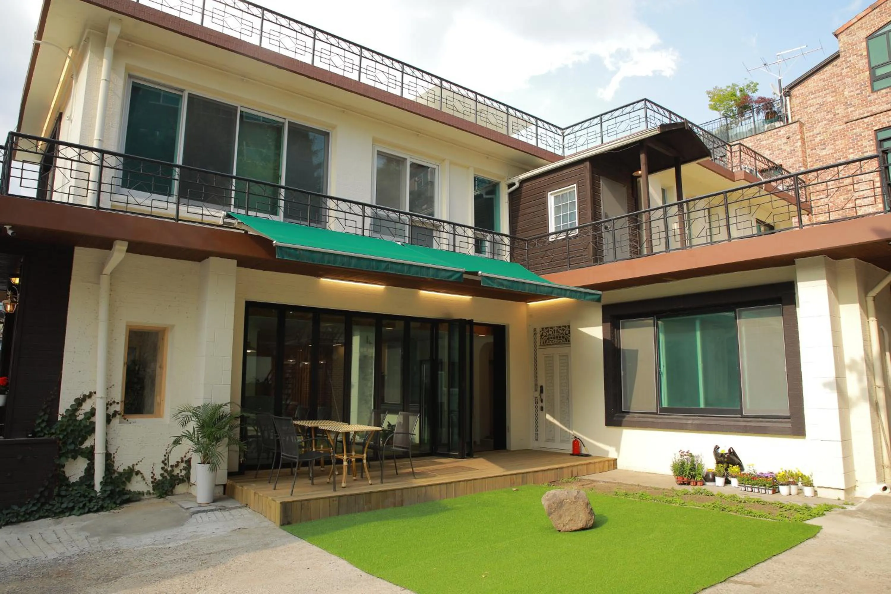 Garden in Slow Vibe Myeongdong