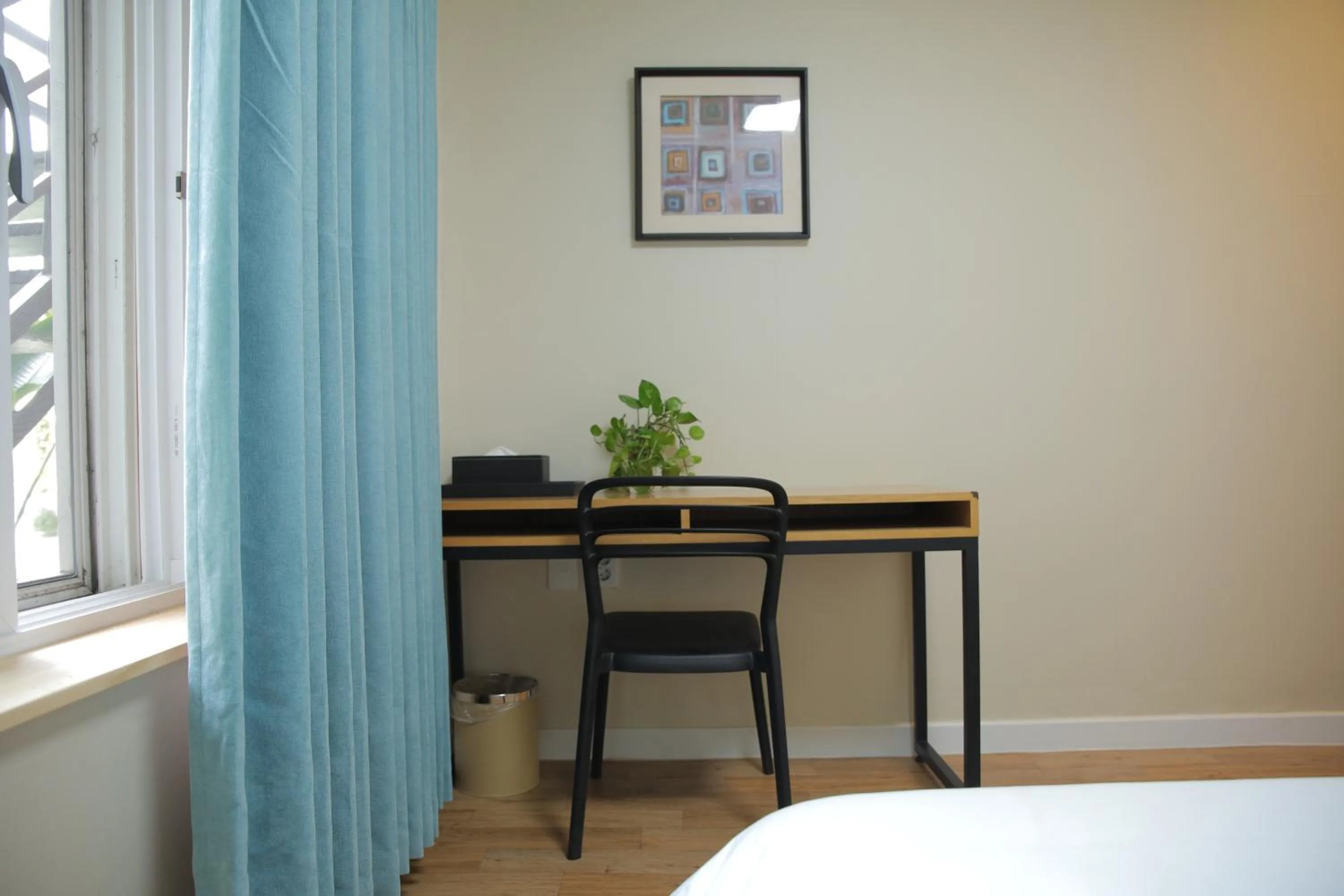 hair dresser in Slow Vibe Myeongdong