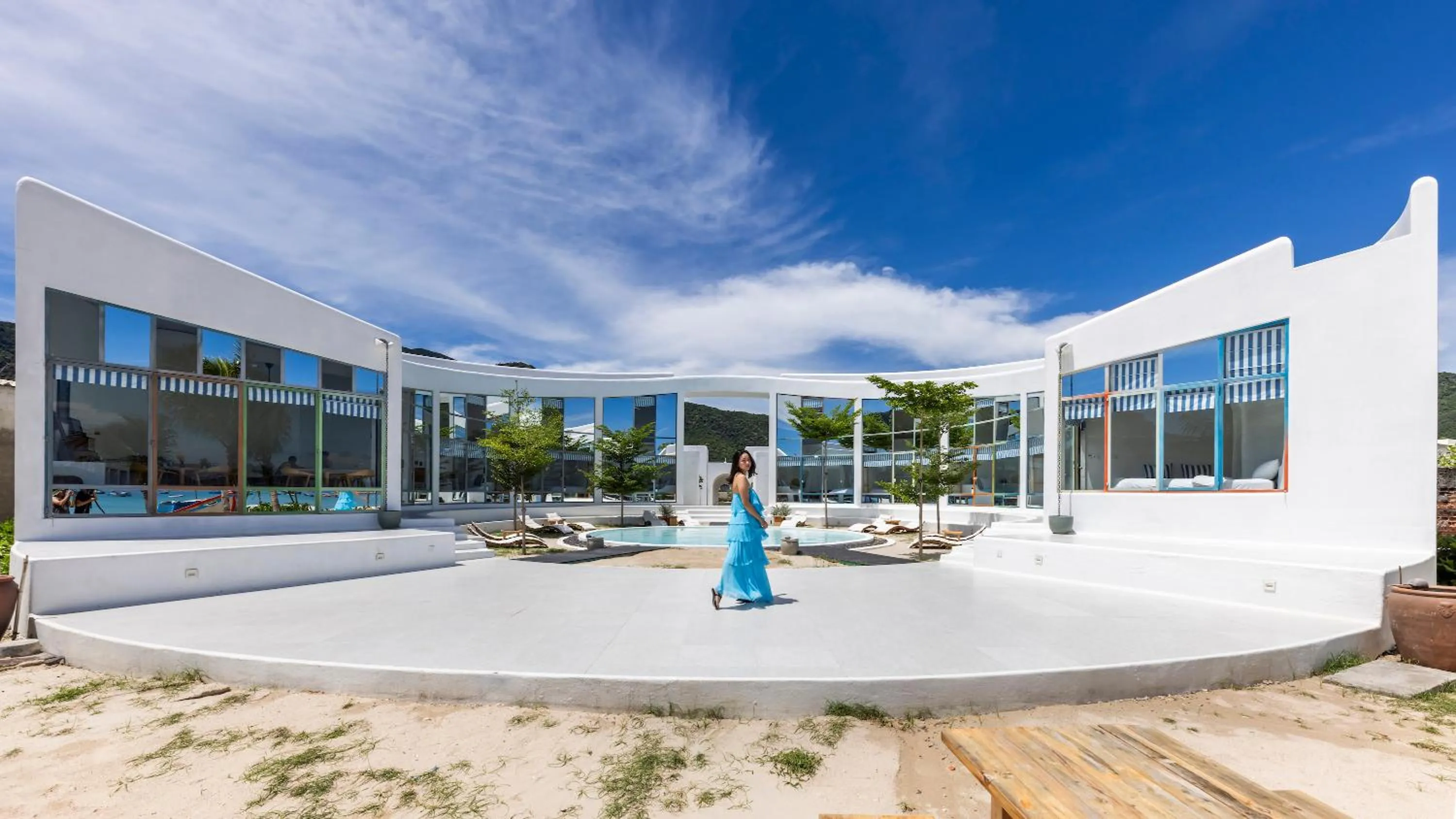 Property building in iSea by the sea