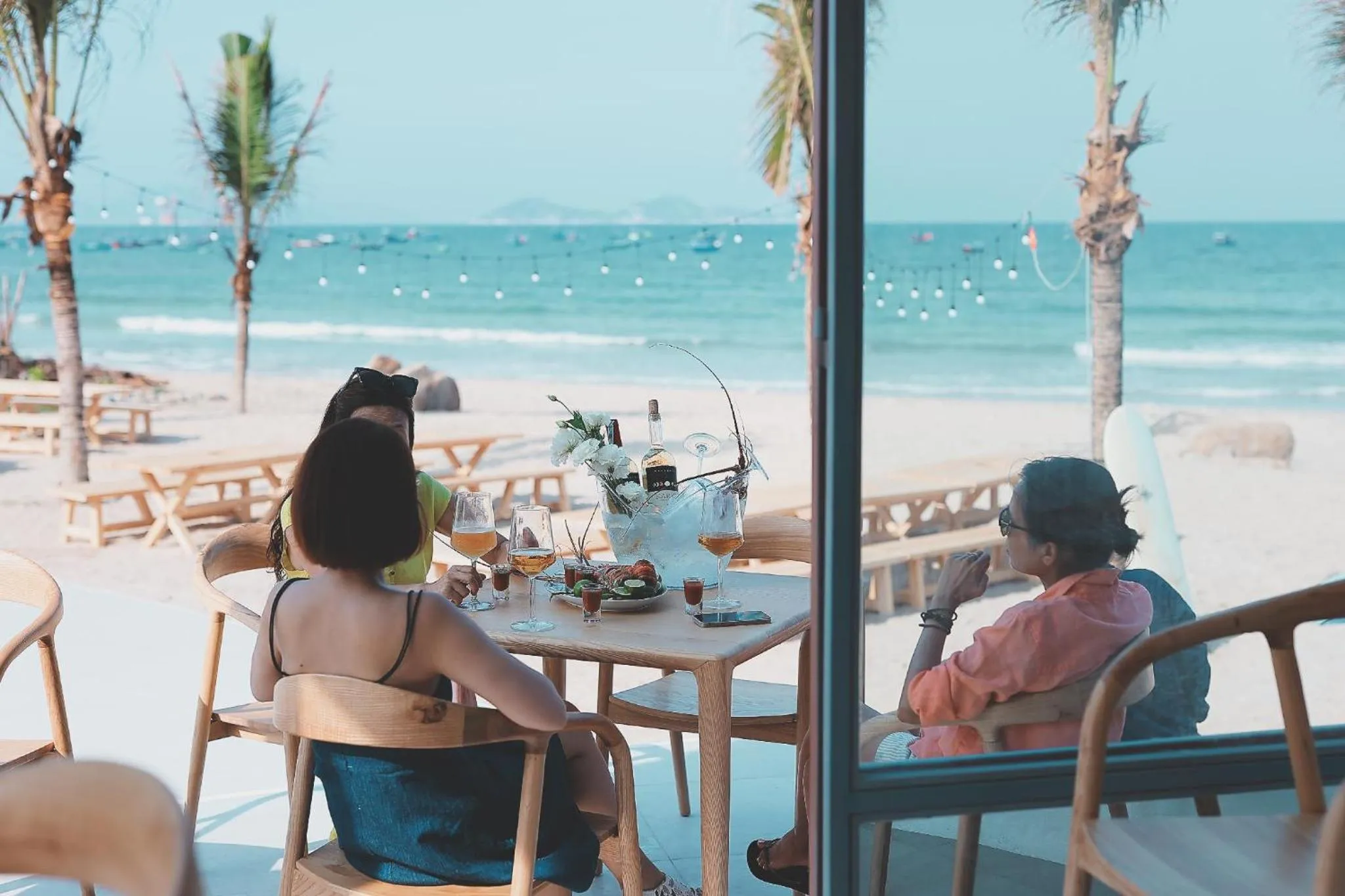 Restaurant/places to eat in iSea by the sea