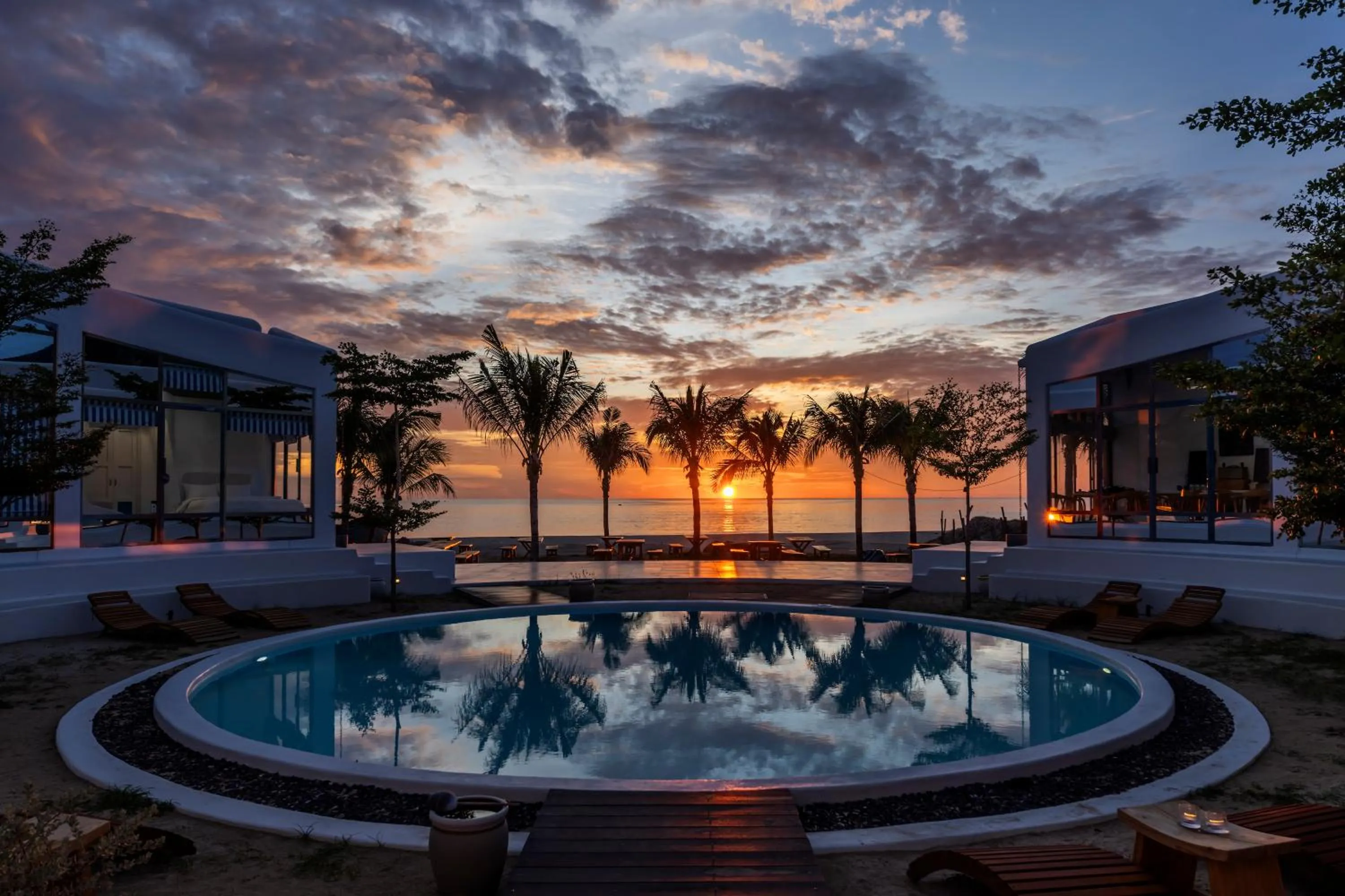 Property building in iSea by the sea