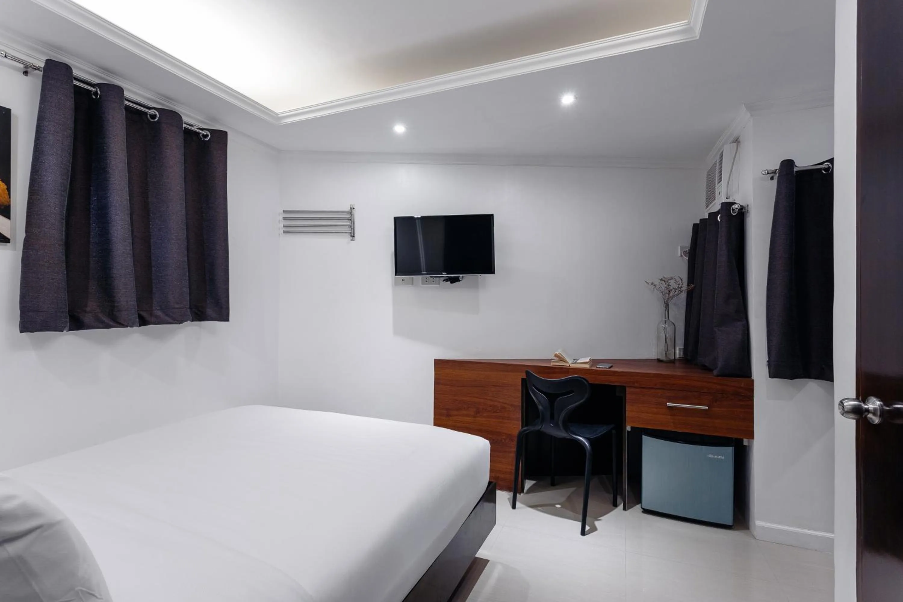 Bed in Nest Nano Suites Poblacion - Makati
