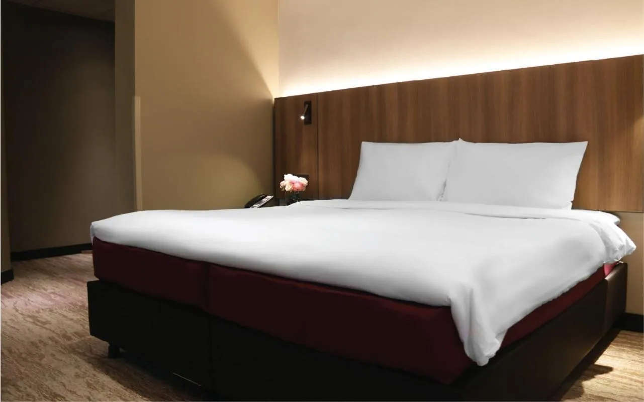 Bed in Aqueen Prestige Hotel Lavender