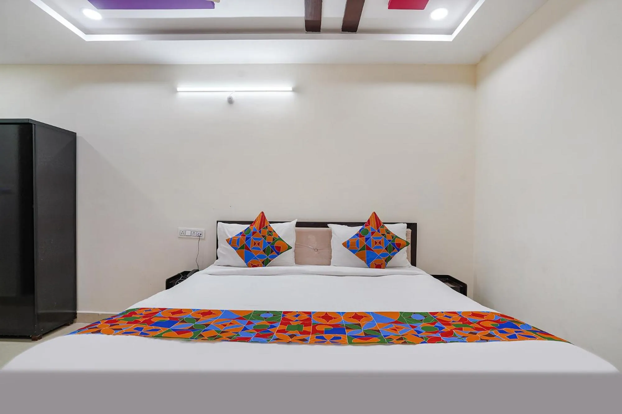 Bed in FabHotel Sri Karthikeya Grand - Nr Nexus Mall, Kukatpally