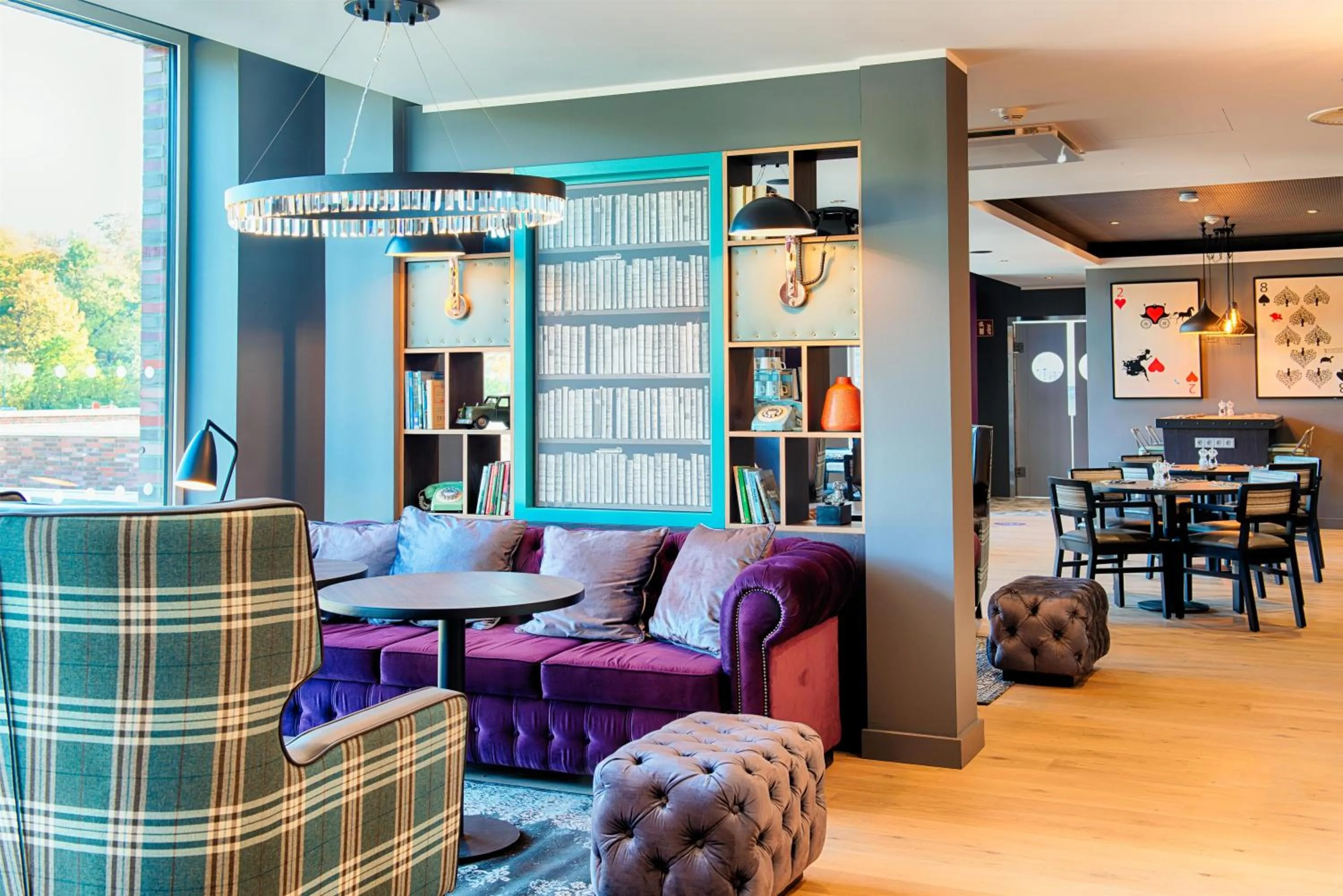 Lobby or reception in Premier Inn Lübeck City Stadtgraben