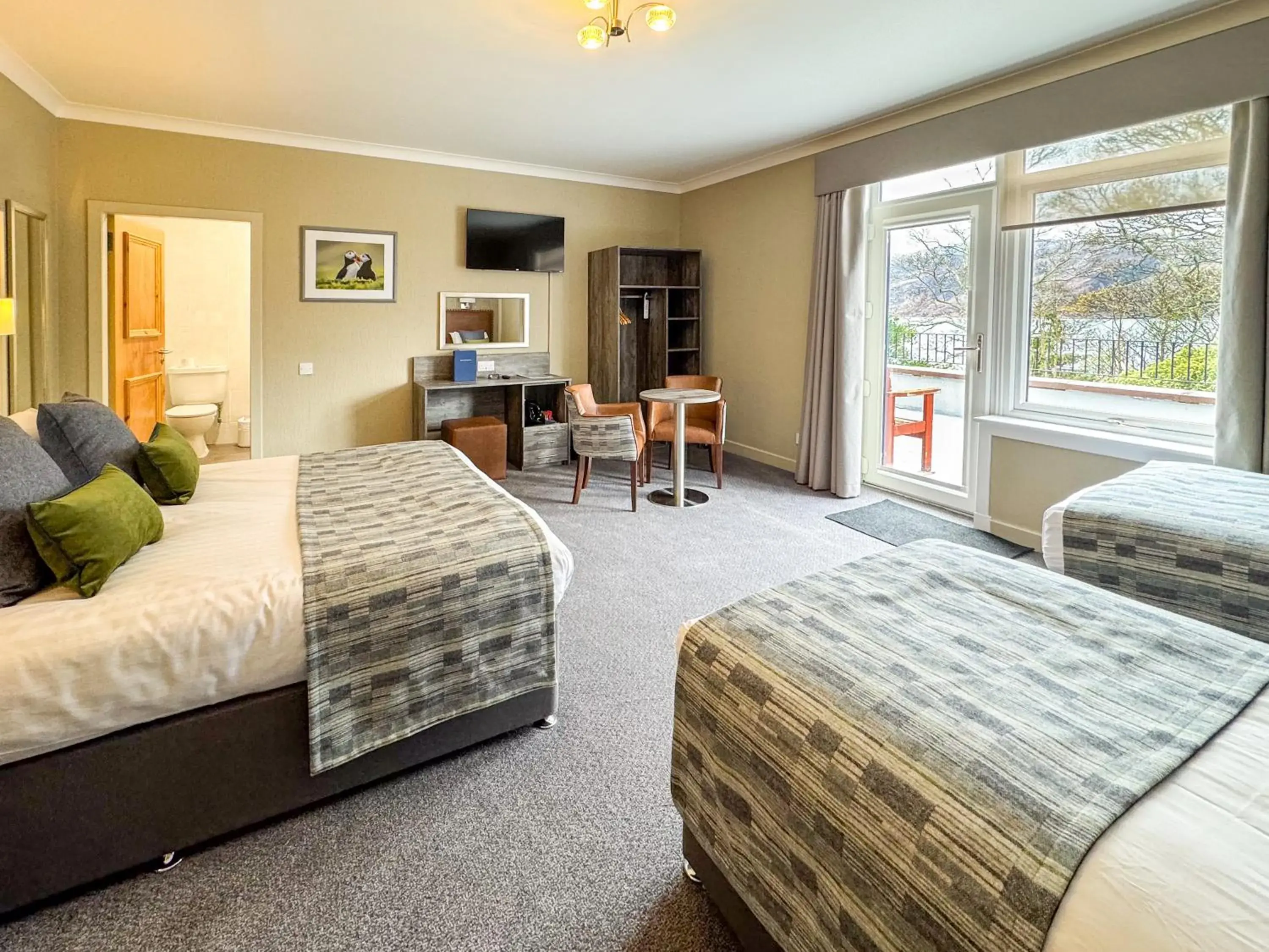 Triple Room with Terrace in The Royal Hotel Triple Room with Terrace in The Royal Hotel