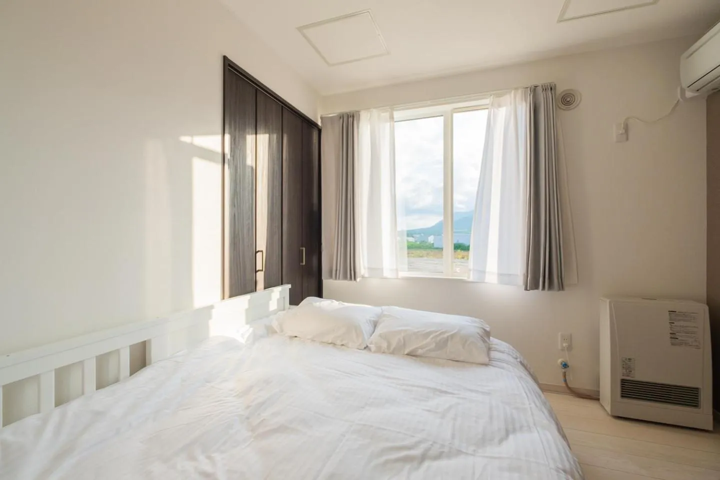 Bed in Niseko Hirafu Ski Resort Condo