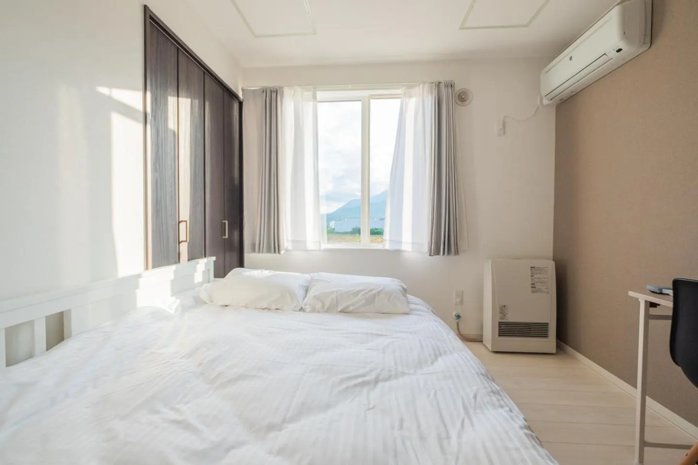 Bed in Niseko Hirafu Ski Resort Condo