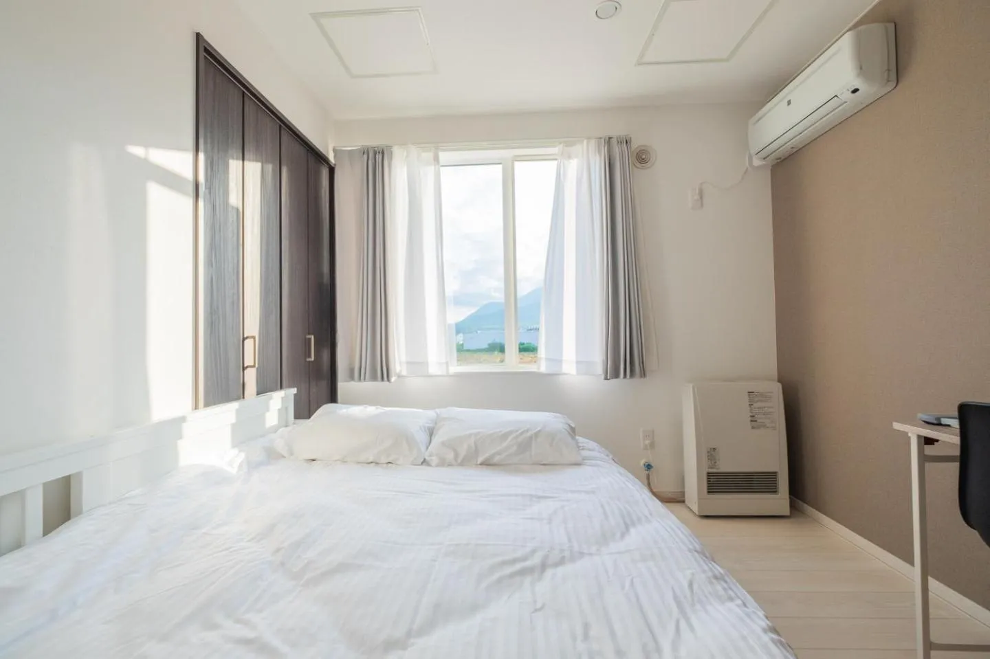 Bed in Niseko Hirafu Ski Resort Condo